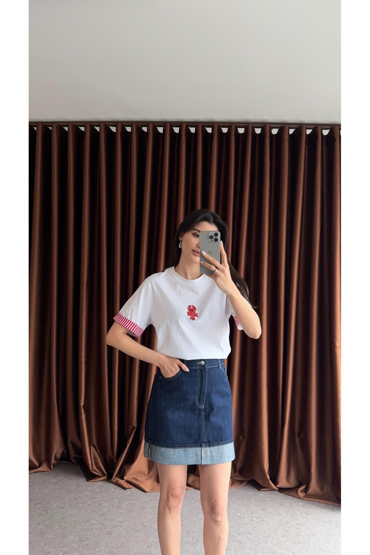 HAZELANNA Kırmızı Kol Çizgili Taşlı Tshirt