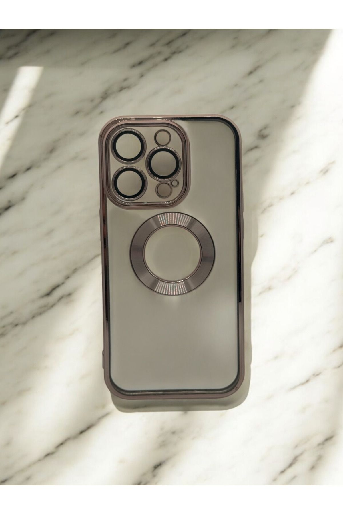 DUBİGOLD İPHONE 14 PRO UYUMLU KAMERA KORUMALI LOGO GÖSTEREN OMEGA KILIF