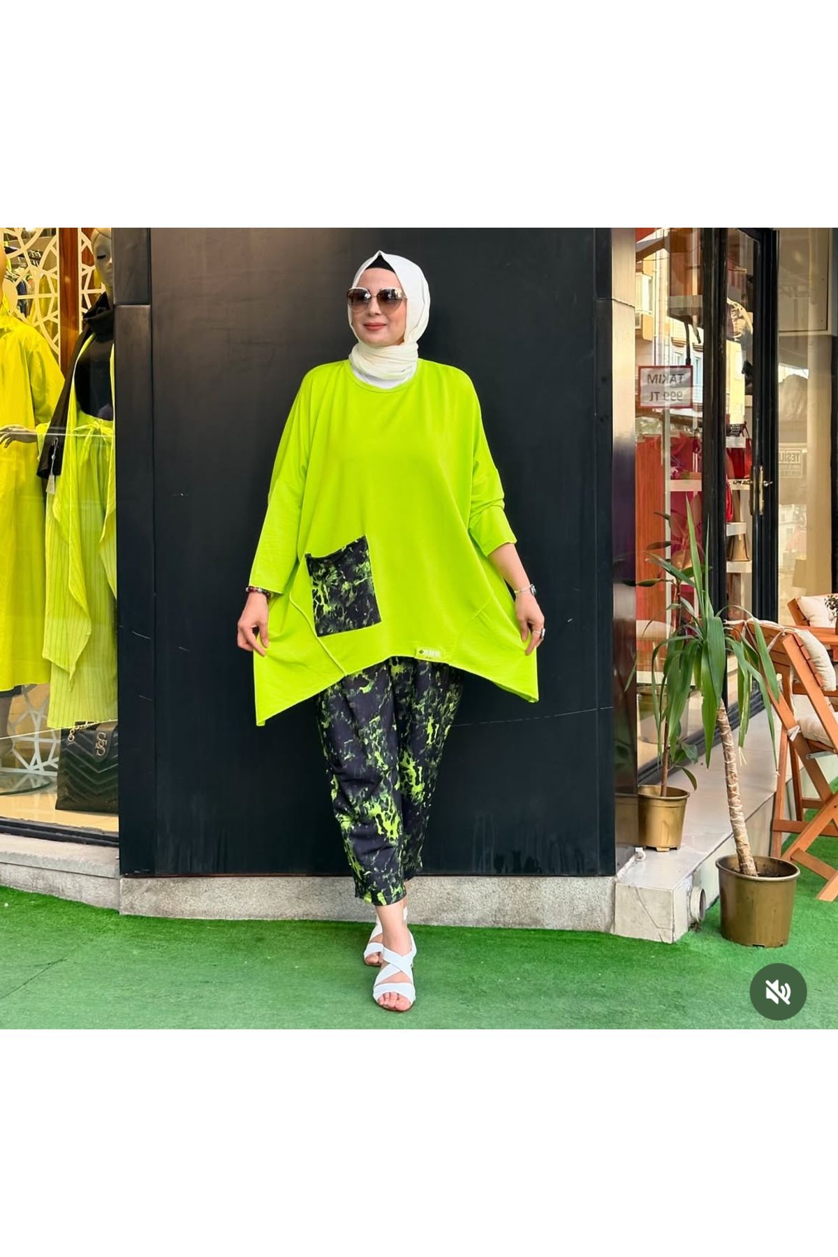 Butik Neon Renk Yağ Yeşili 38-50 Beden Arası Uyumlu Digital İkili Yazlık Spor Kadın Takım Geniş Kesim