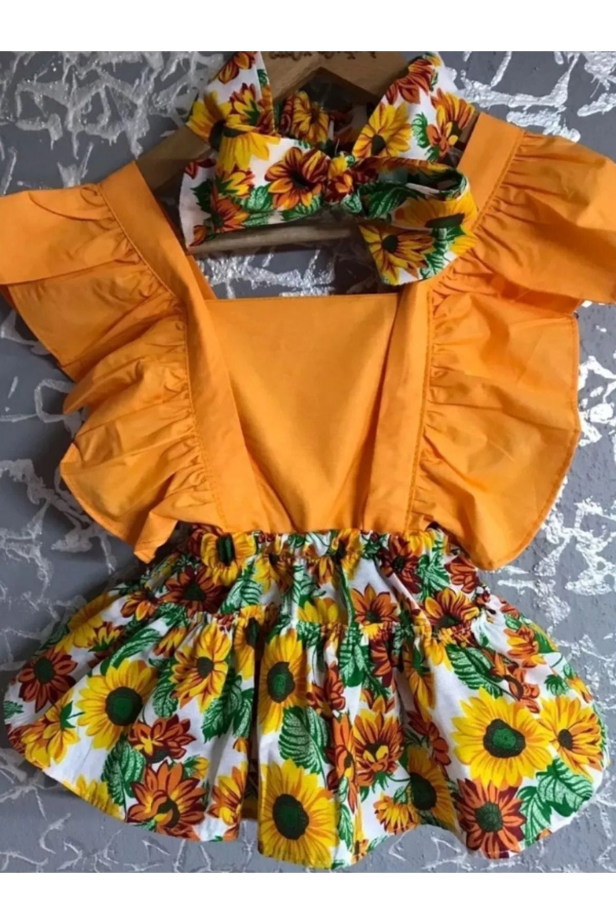 AYVELLA Yazlık Kız Bebek Alt Üst Takım Elbise Kısa Kollu 3 Parçadan Oluşur ALT ÜST ve BANDANA