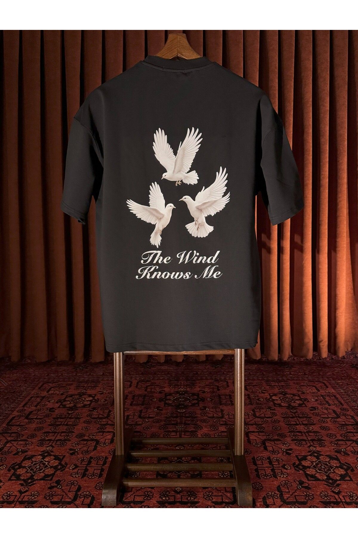 KOUROSHIA Unisex Oversize The Wind Knows Me T-Shirt