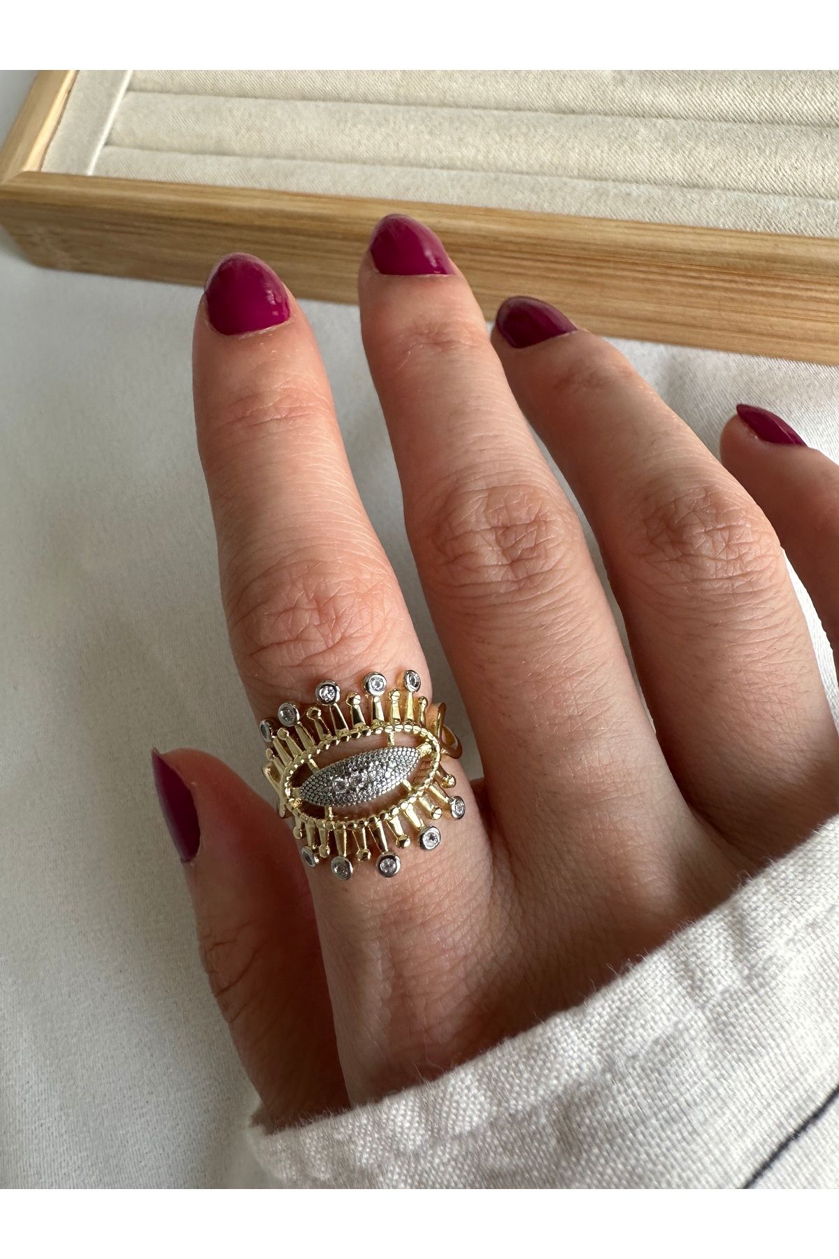 ringbox Çift Renkli Büyük Göz Yüzük