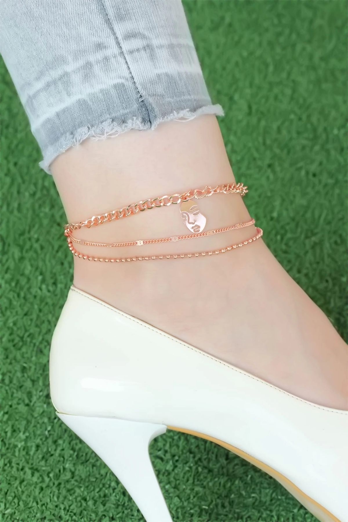 Moco Rose Renk Zincirli Kadın Figürlü Hal Hal