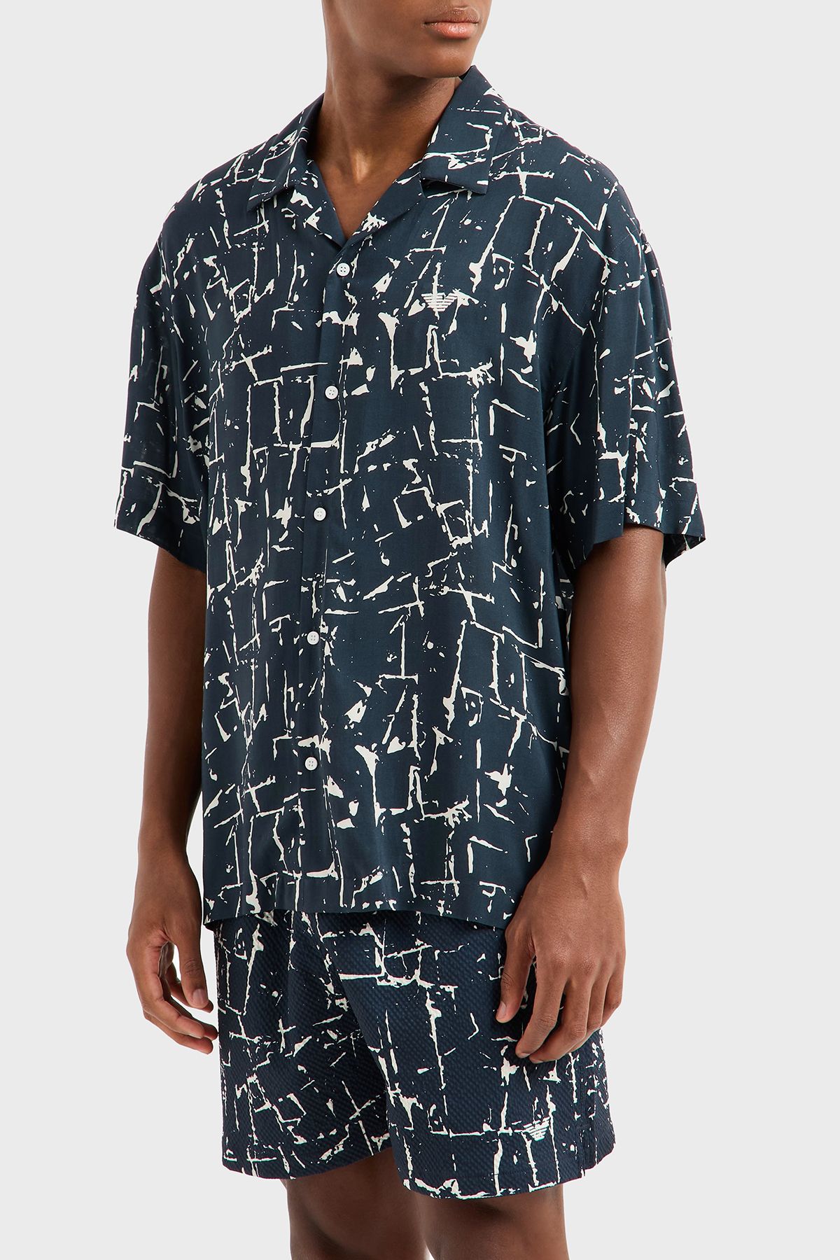 Emporio Armani Desenli Comfort Fit Apaş Yaka Kısa Kollu Gömlek Erkek GÖMLEK
