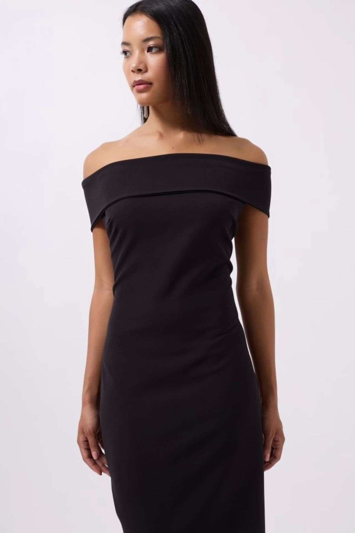 Butik Omuz Katlama Detay Maxi Elbise