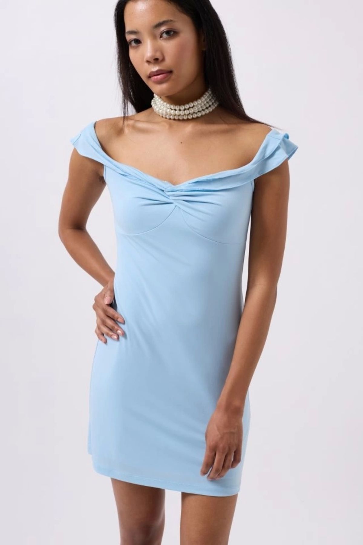 Butik Büzgü Detay Omuz Askılı Mini Elbise