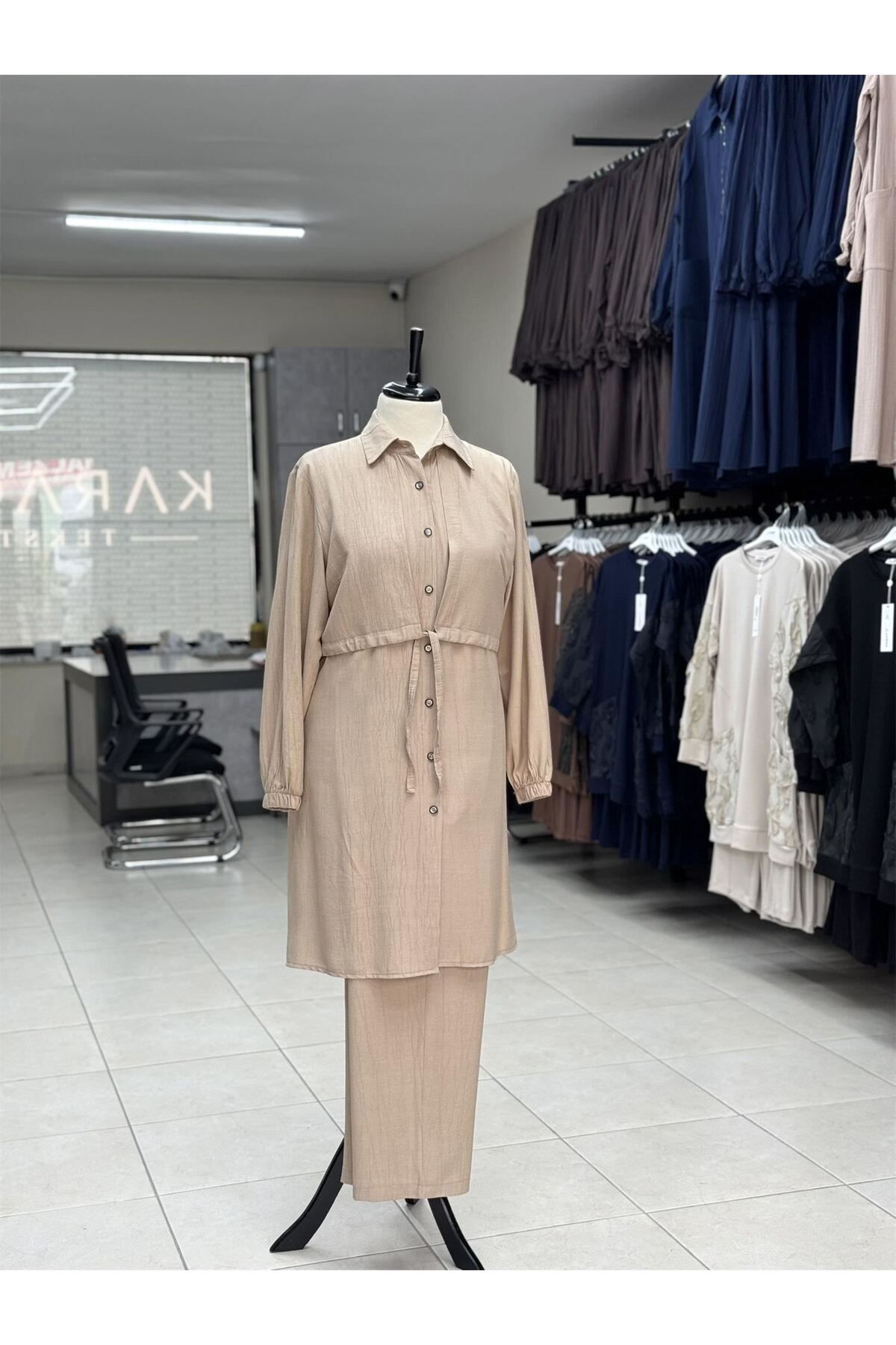 LARCH EXCLUSİVE ÇİLEK UZUN GÖMLEKLİ PANTOLONLU 2'Lİ TAKIM