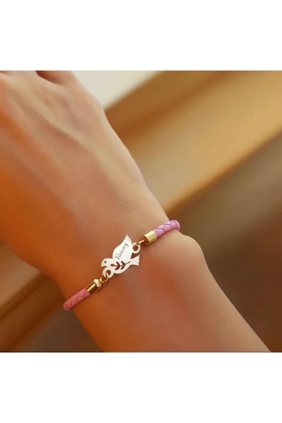 ARCHINO GOLD Doğal Derili Kuş Motifli 14 Ayar Altın Plakalı Tünay İsmine Özel Hediye Bilekliği-444isim-pembe