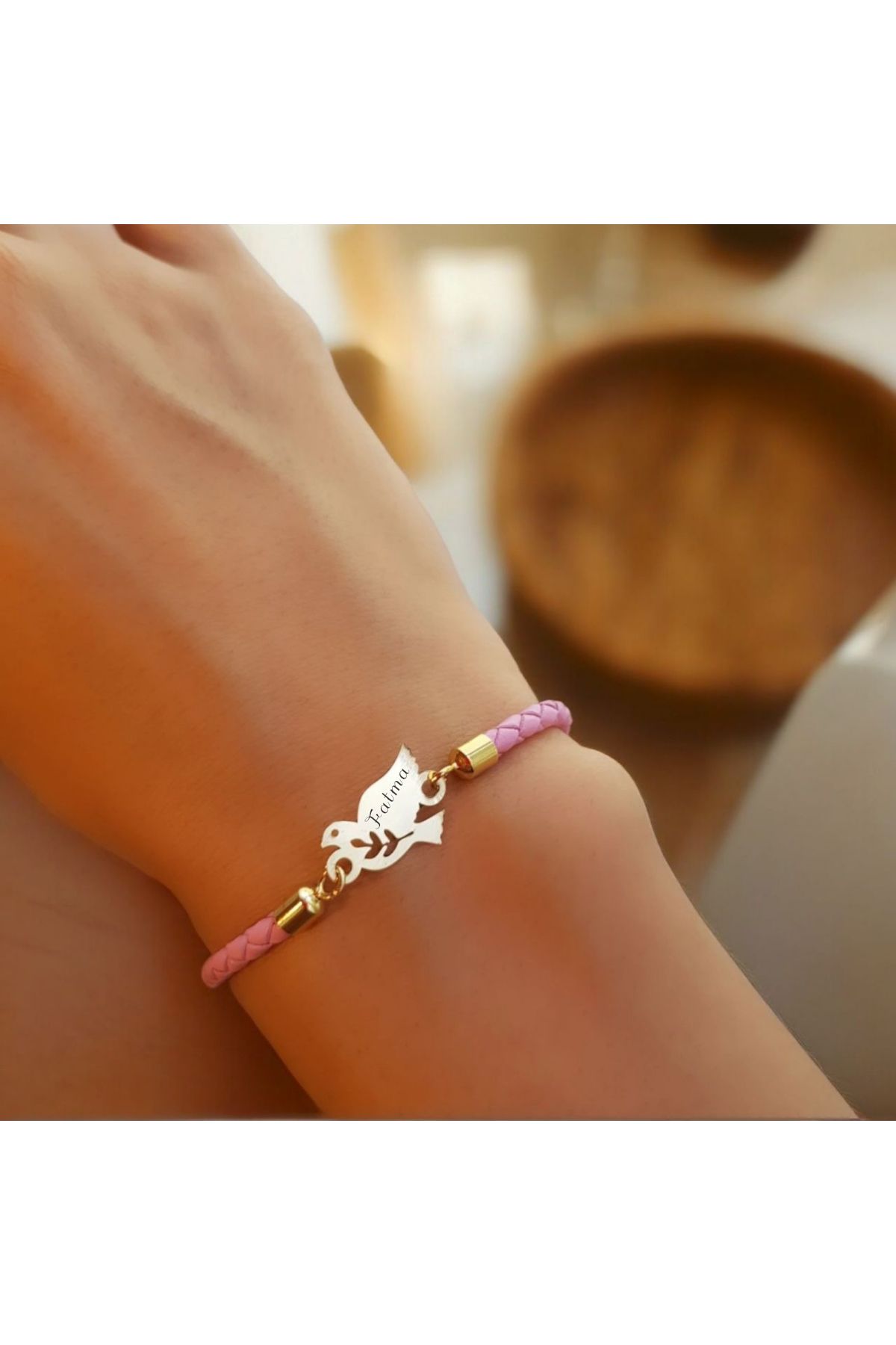 ARCHINO GOLD Kuş Motifli 14 Ayar Altın Plakalı Doğal Derili Fatma İsmine Özel Hediye Bilekliği-444isim-pembe