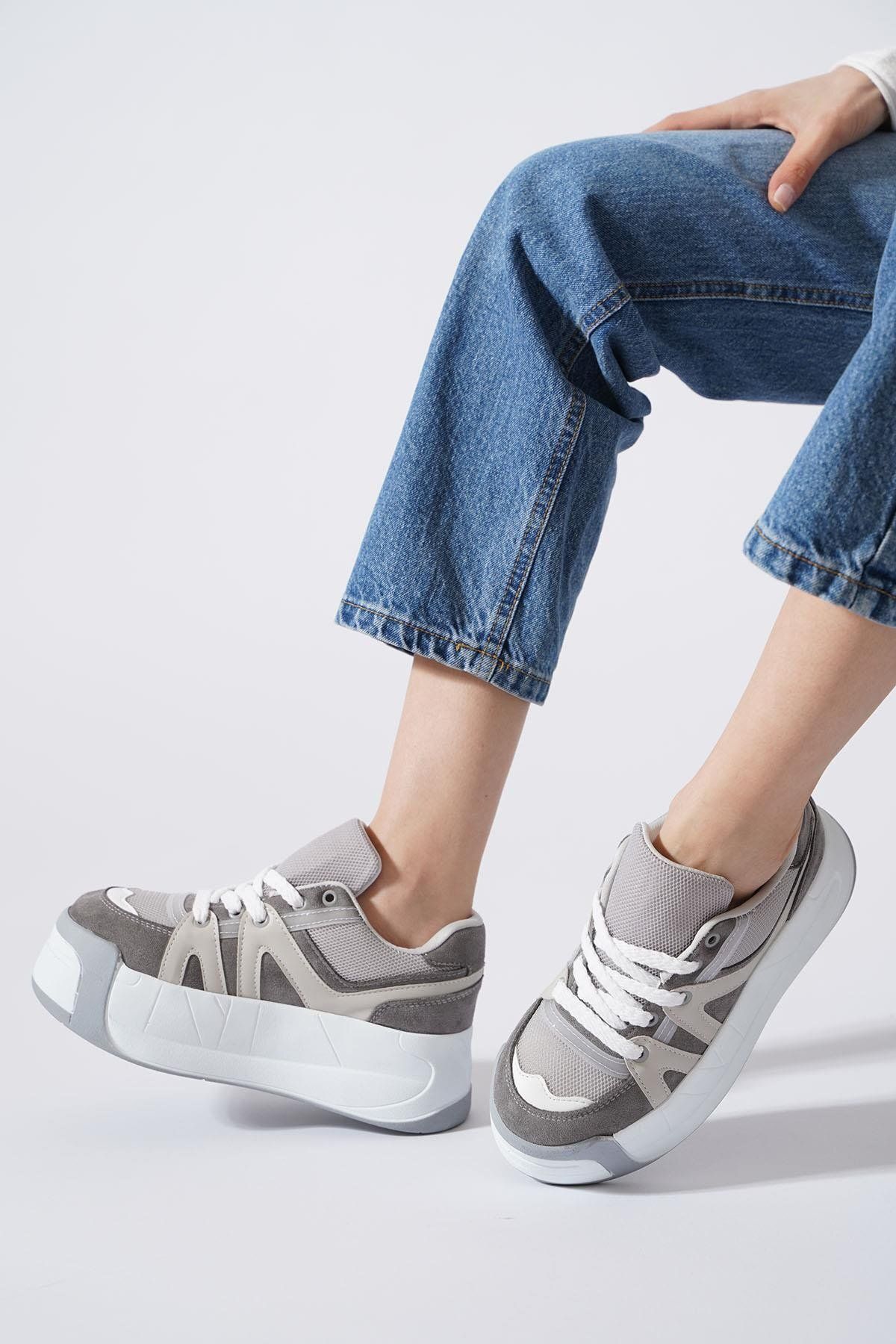 Moda Pie Veges Çift Renk Kalın Taban Kadın Spor Ayakkabı Gri