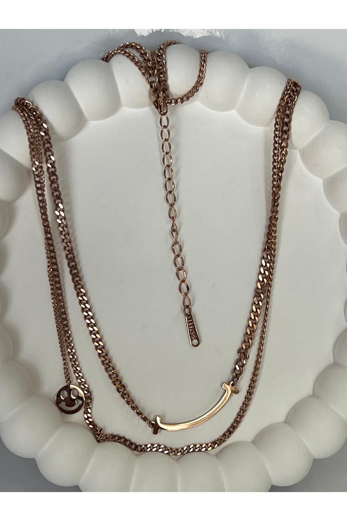 Meri Gülücük detay rose gold çelik kolye