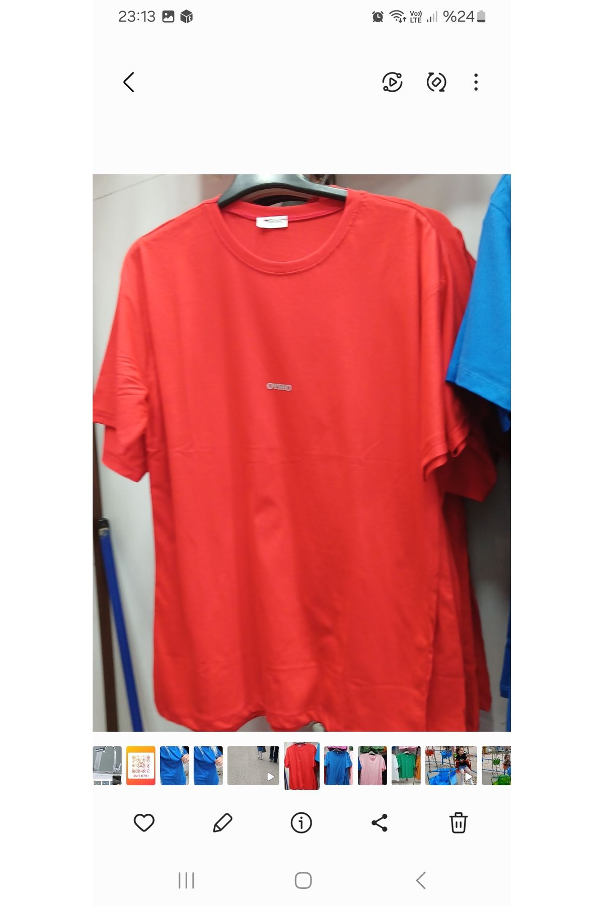 shop T-shirt