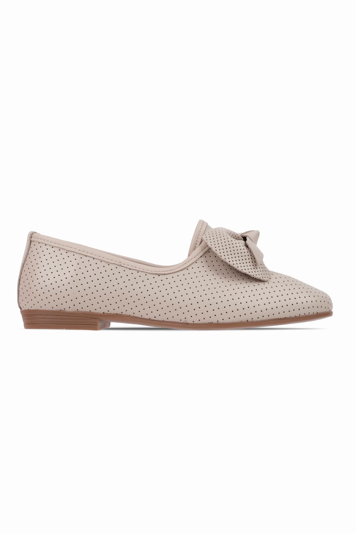 Lal Shoes & Bags Minks Kadın Hakiki Deri Delik Detaylı Kurdeleli Babet Ayakkabı-Krem