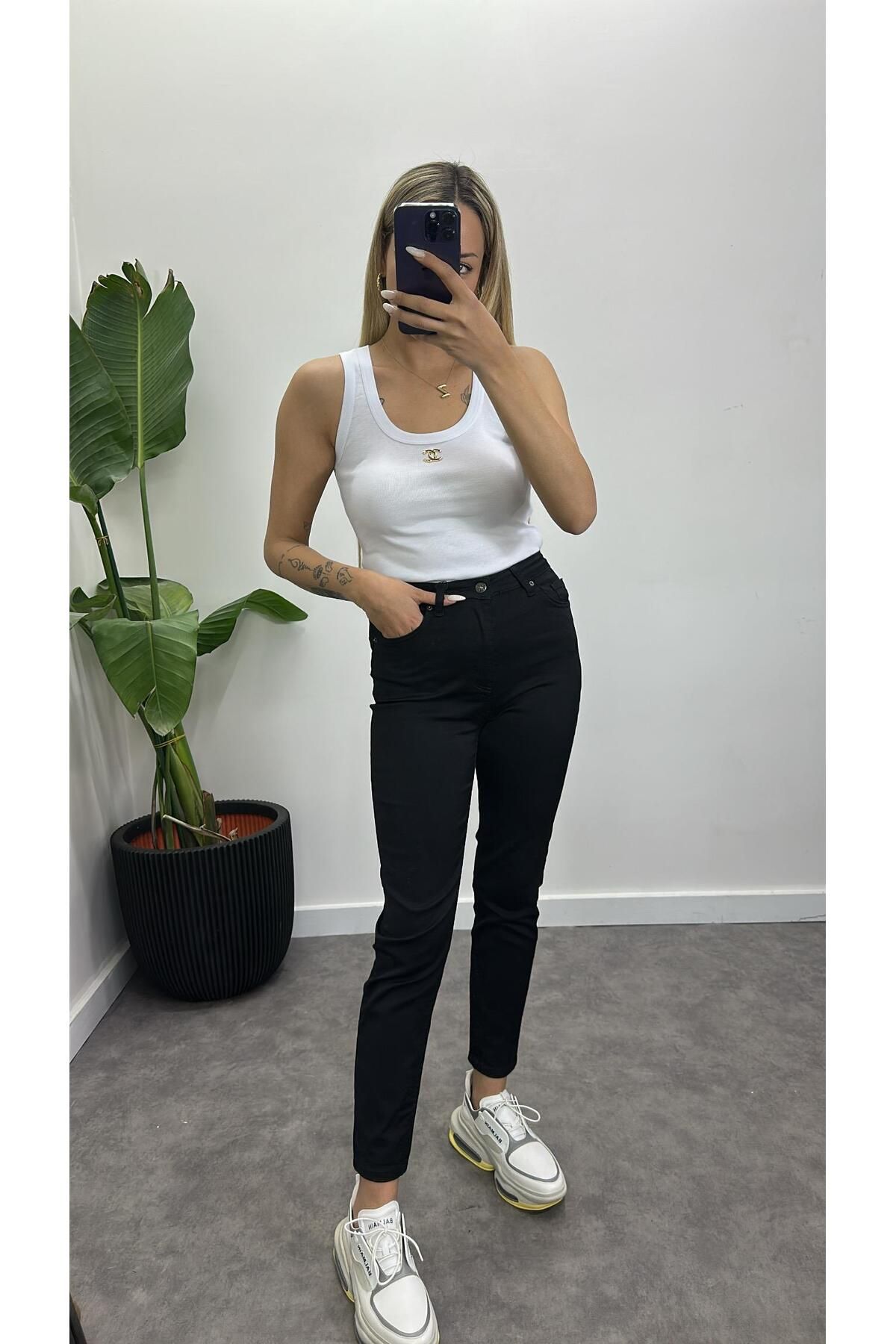 Acar Boutique Siyah Push-Up Jean