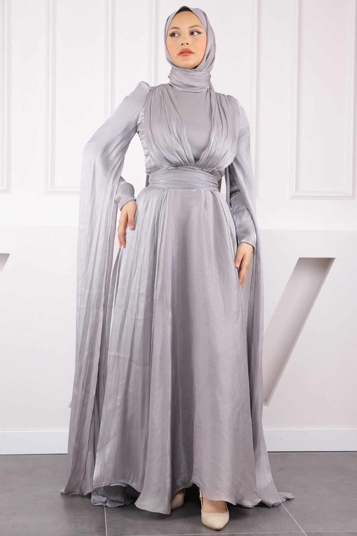 İmajButik Gri Omuz Detaylı Drapeli Abiye
