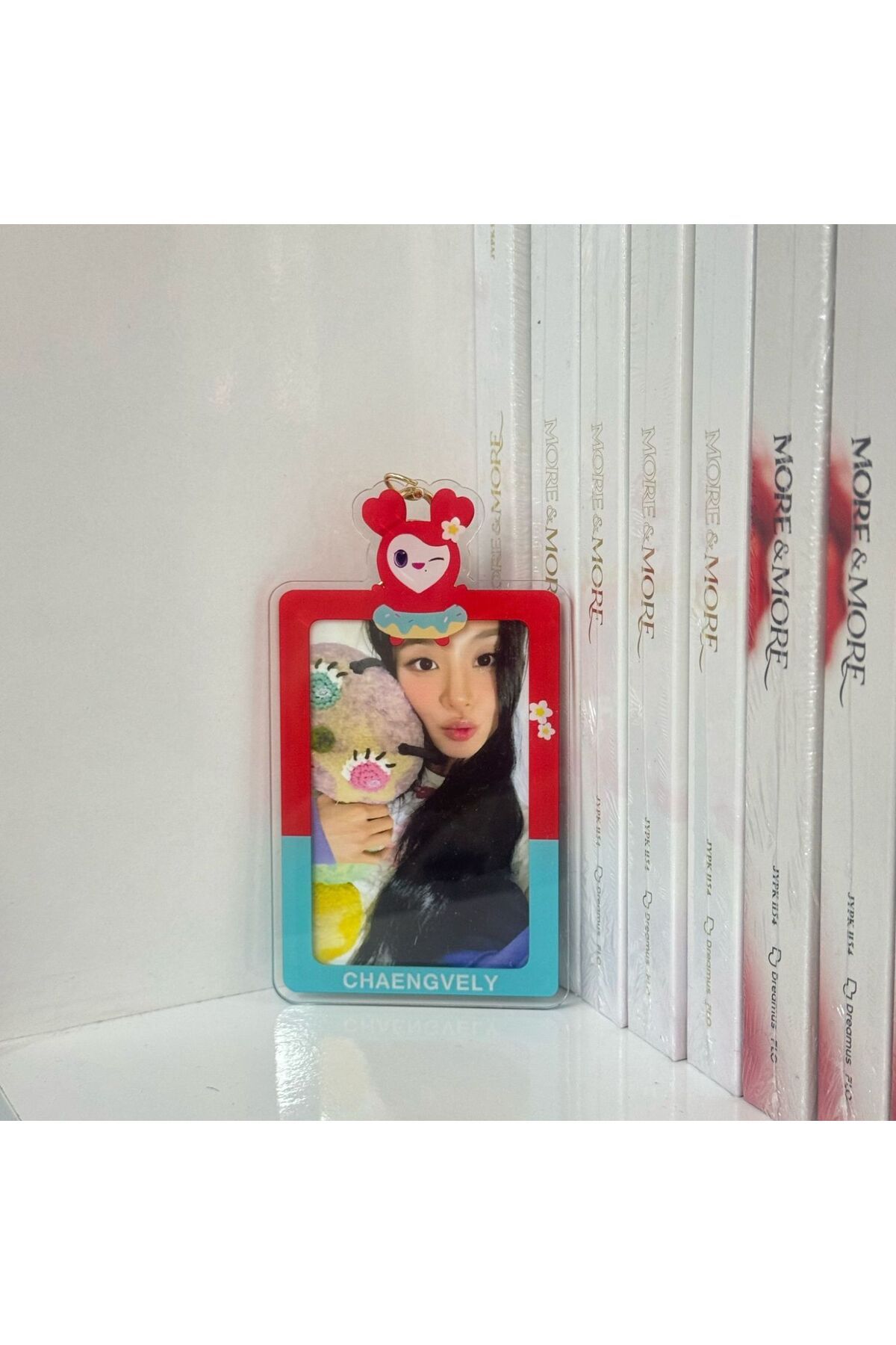 Kpop Dünyasi TWICE '' Chaengvely '' Sert Kapak Card Holder/Anahtarlık