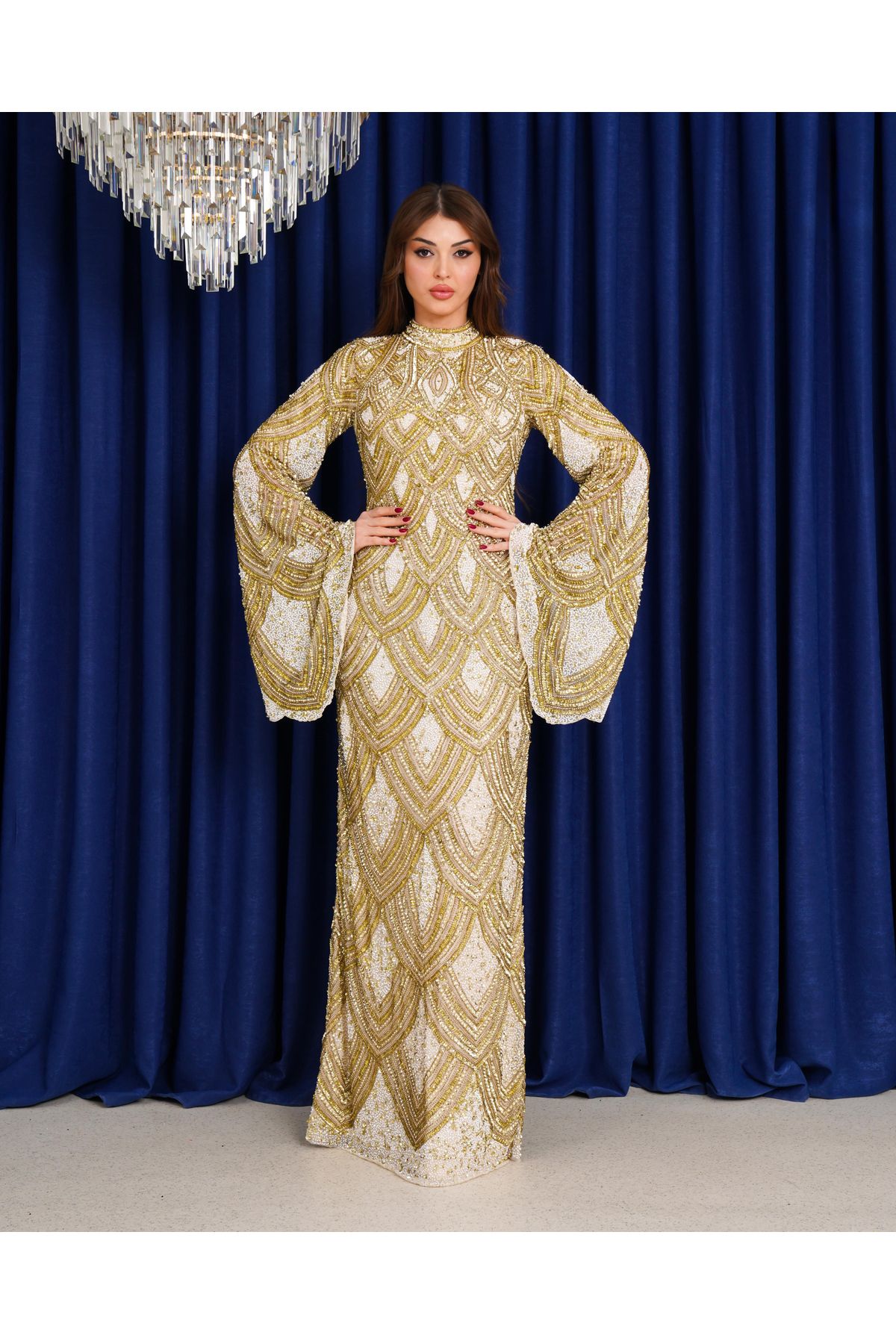 ASİRA Dubai Gold Dalgası – Altın İşlemeli Kaftan Abiye