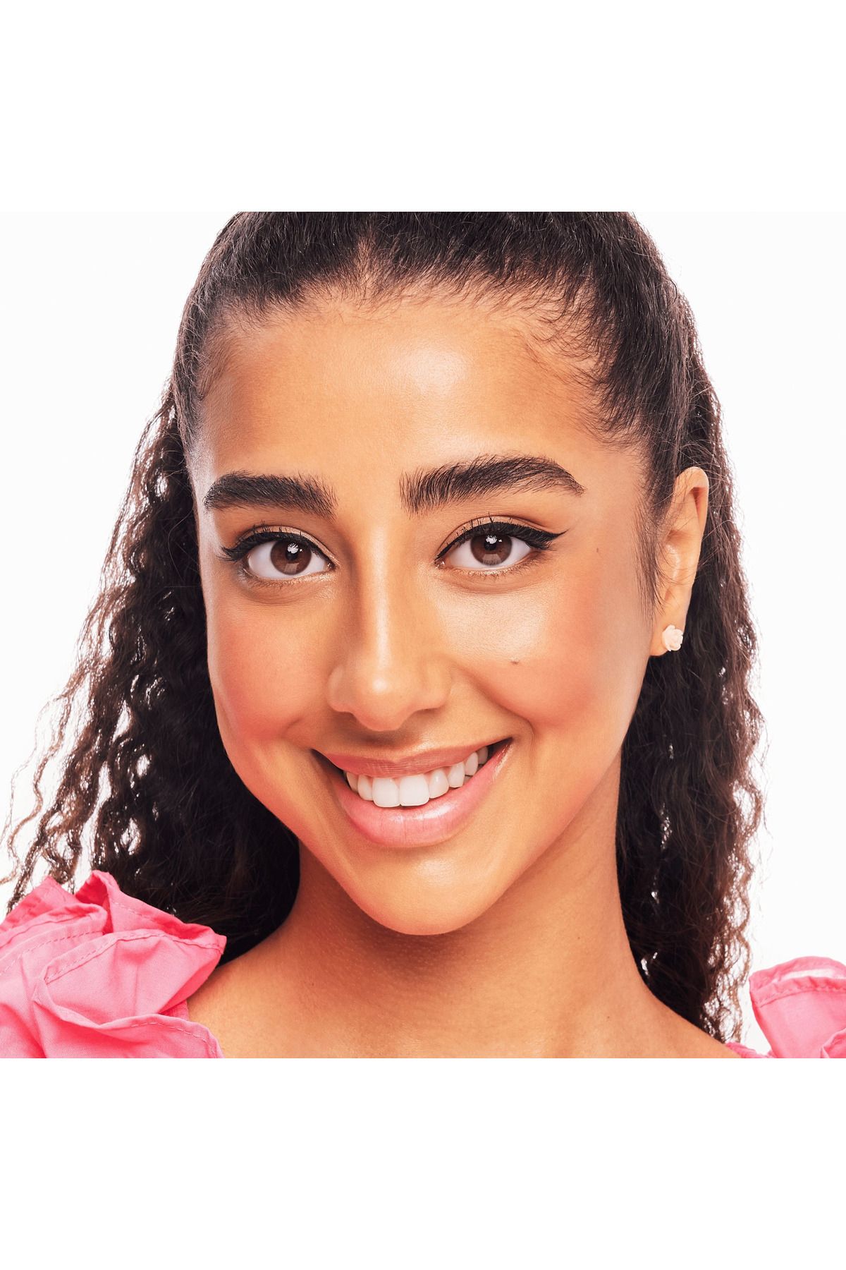 Essence-كحل سائل من ايسنس 01 4