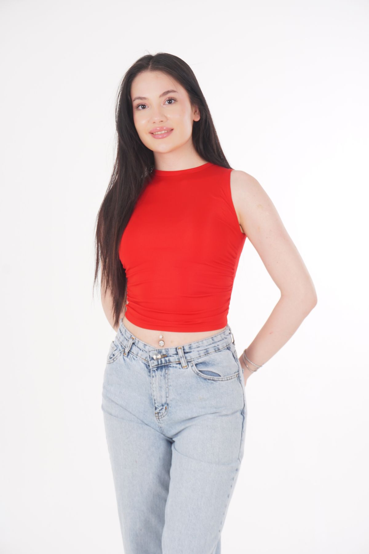CHAURA Büzgülü Kolsuz Crop Bluz