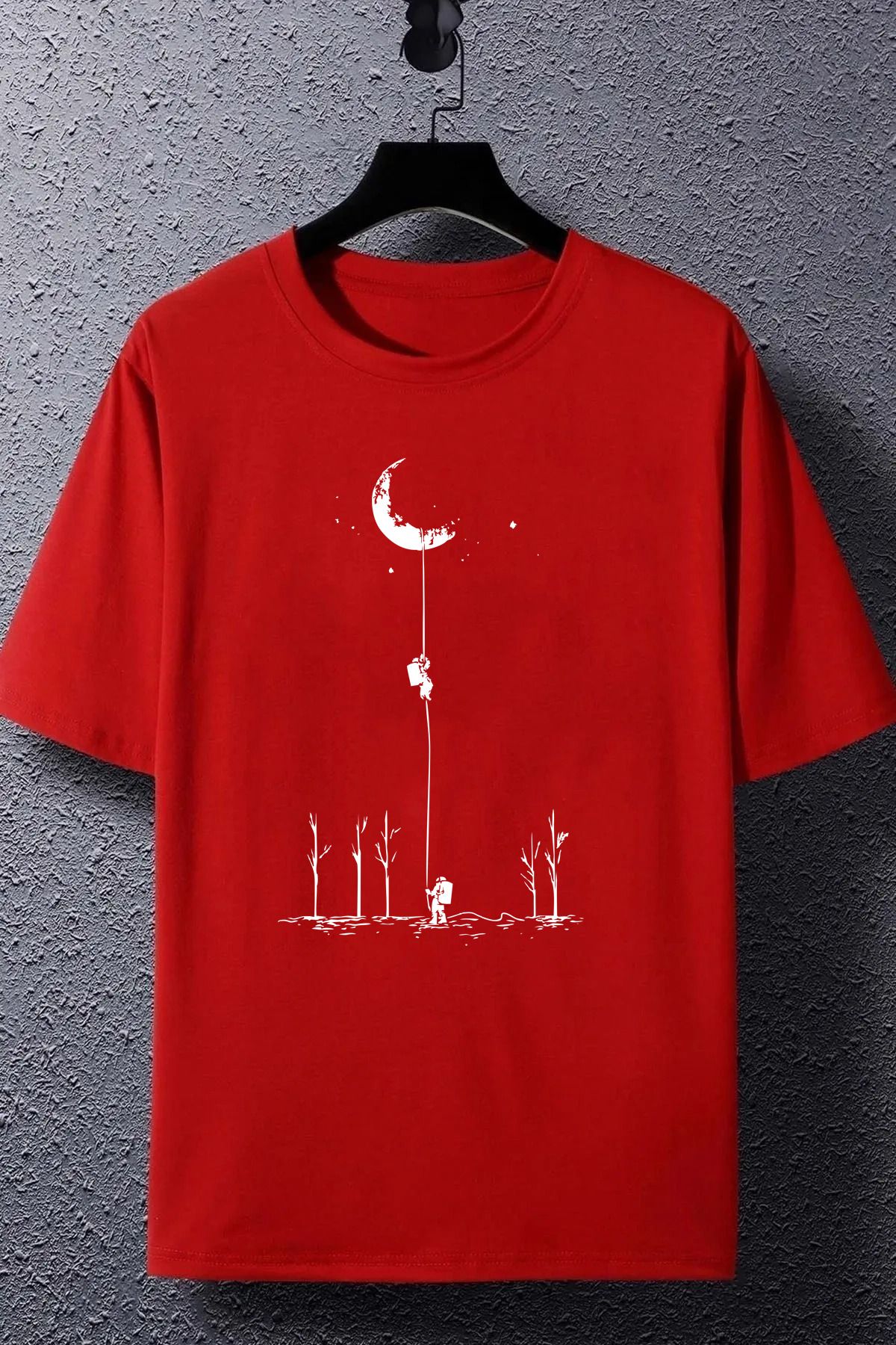 qavnas Unisex Ay Satürn Baskılı Rahat Kesim Kırmızı T-Shirt