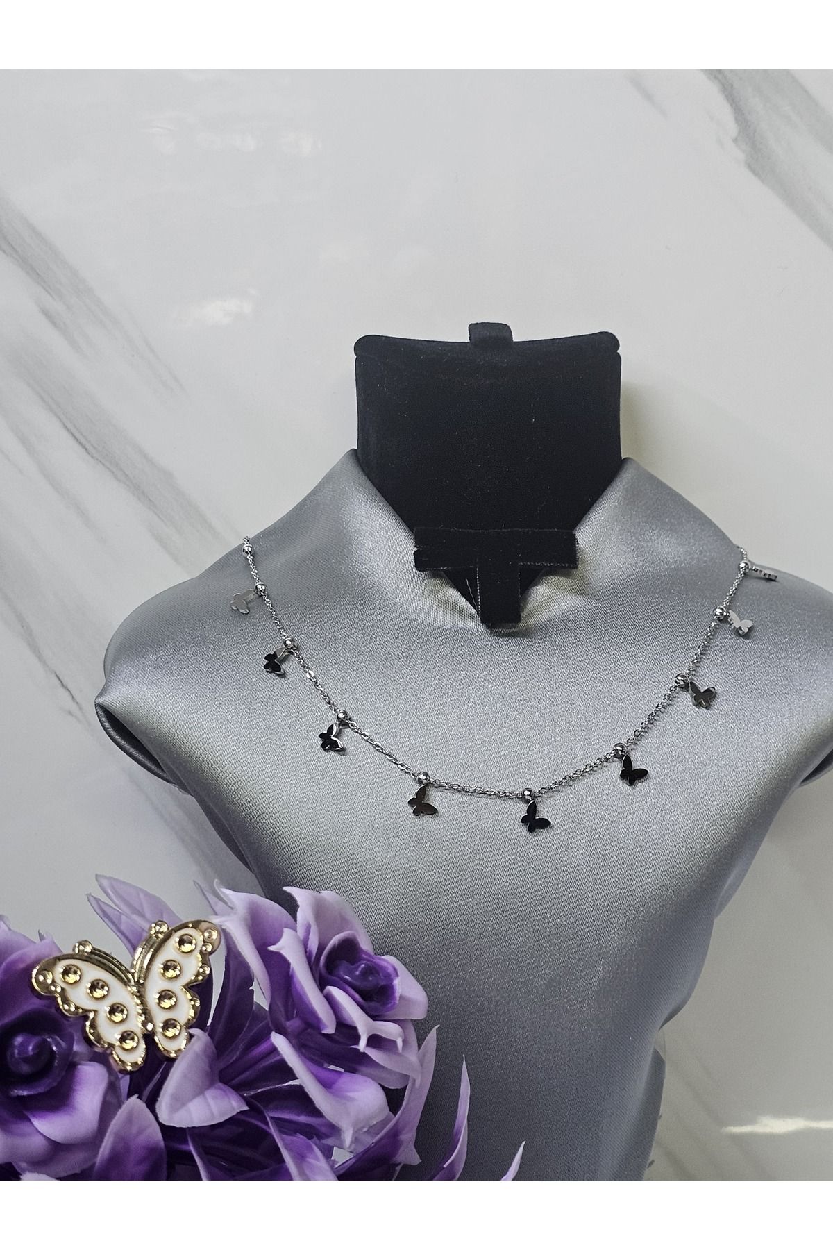 MODA Kelebek modelli şık görünümlü çelik kolye