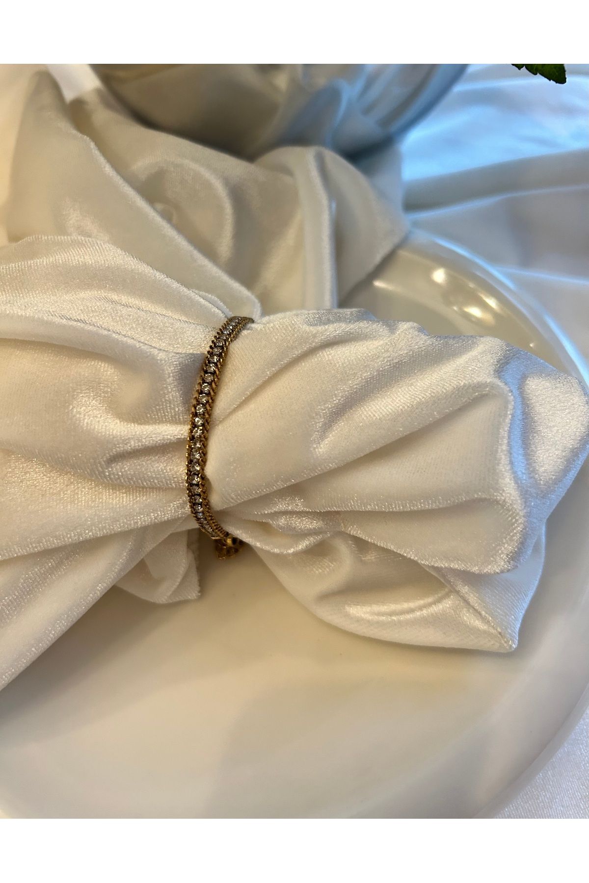 Viorra jewellery Hera gold taşlı bileklik