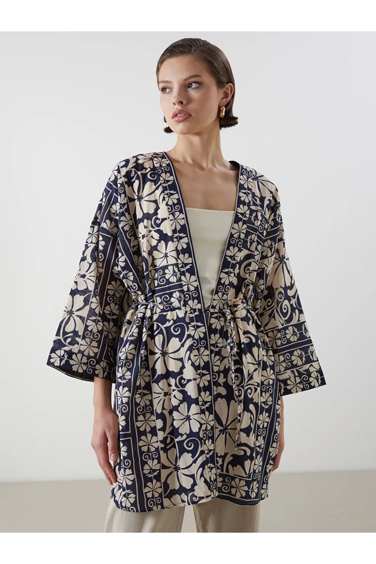 LC Waikiki LCWAIKIKI Classic Mavi Şal Yaka Desenli Oversize Kadın Kimono