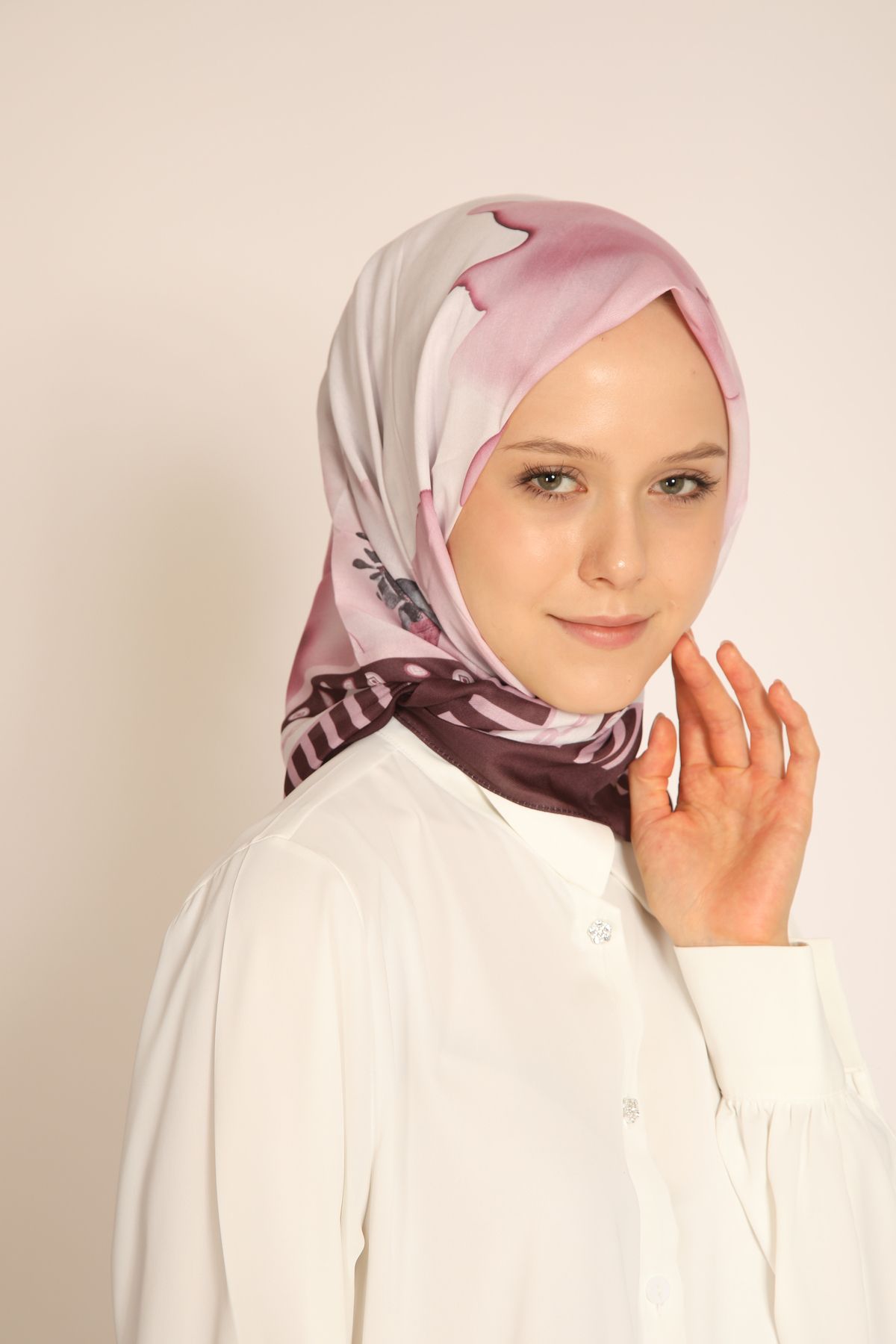 BERCHEM SCARF Soft Pembe-Bordo Çiçek Desenli Eşarp - Zarif ve Klasik Dokunuş