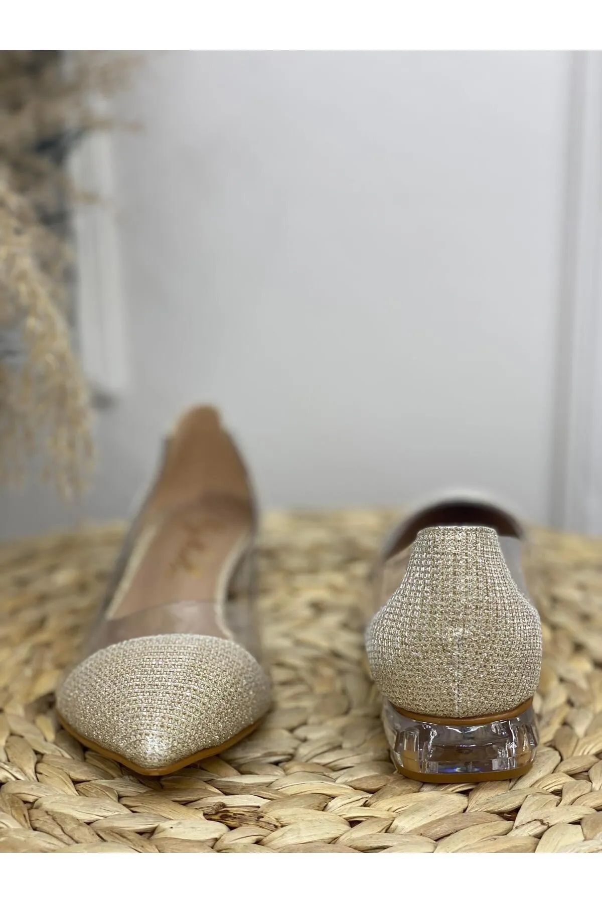 BirEylül Shoes Kadın Gold Simli Kısa Topuklu Ayakkabı