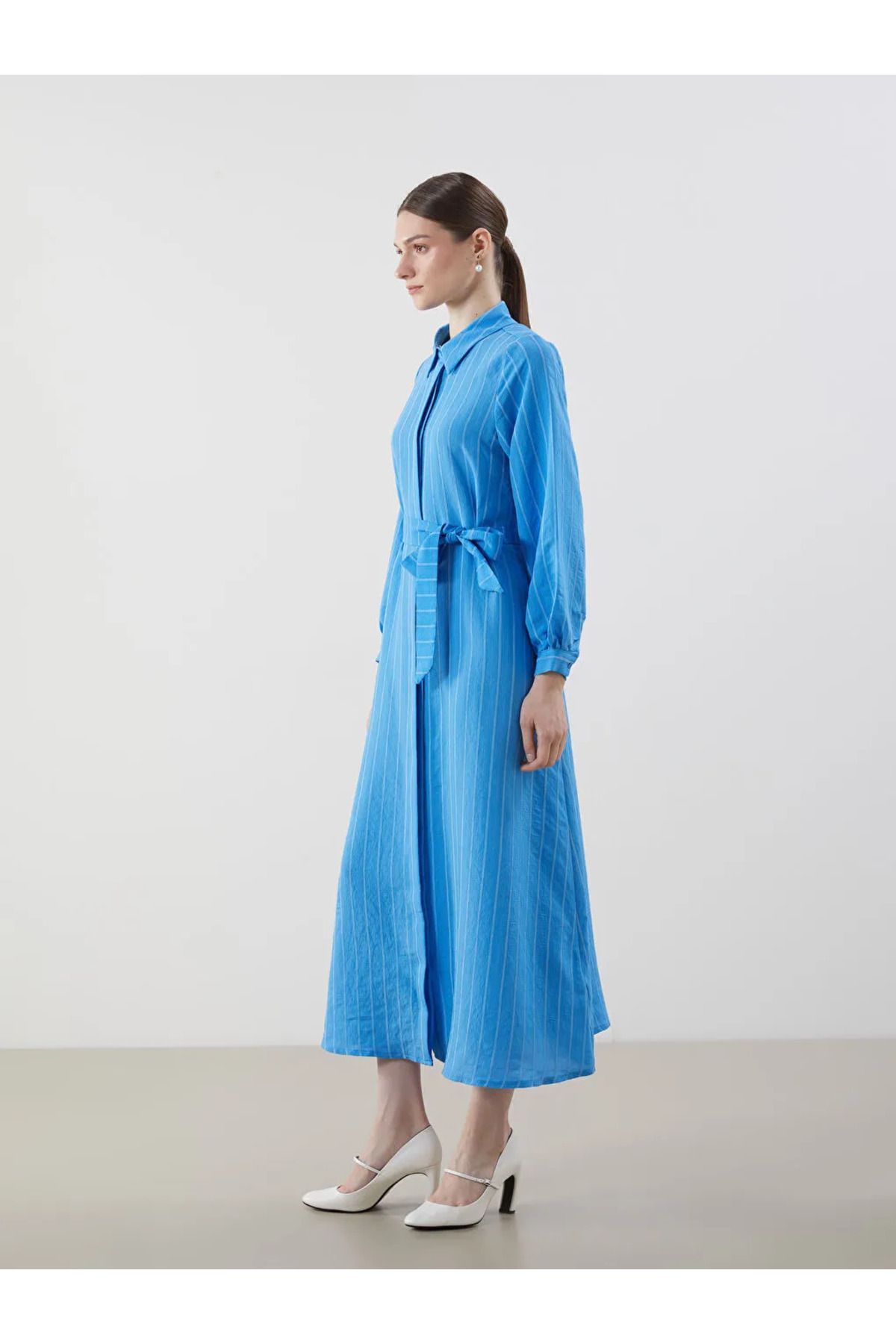 LC Waikiki LCW Modest Mavi Çizgili Kadın Gömlek Elbise