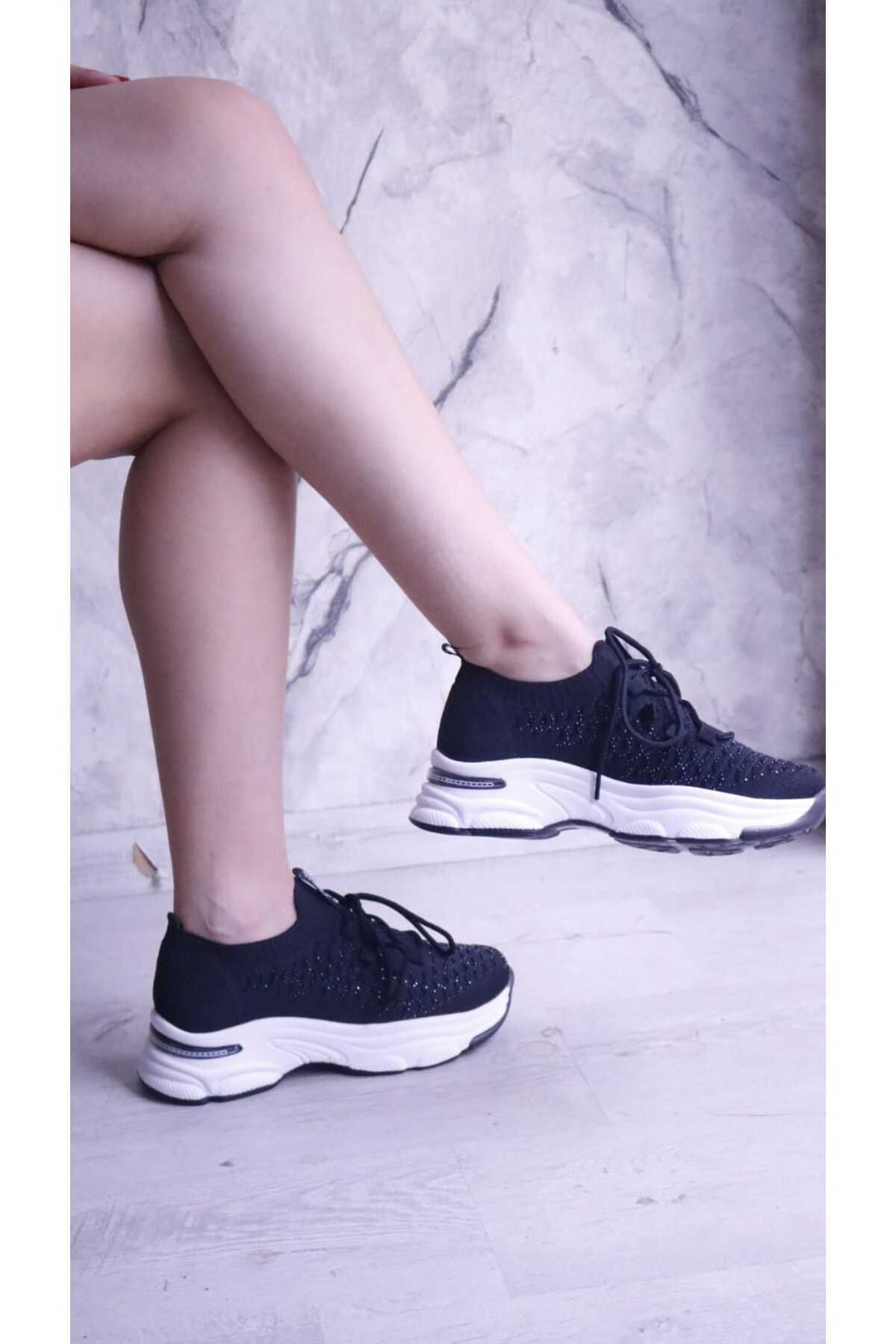 Moda Hanım Taşlı Siyah Triko Bağcıklı Rahat Kalıp Sneaker Spor Ayakkabı