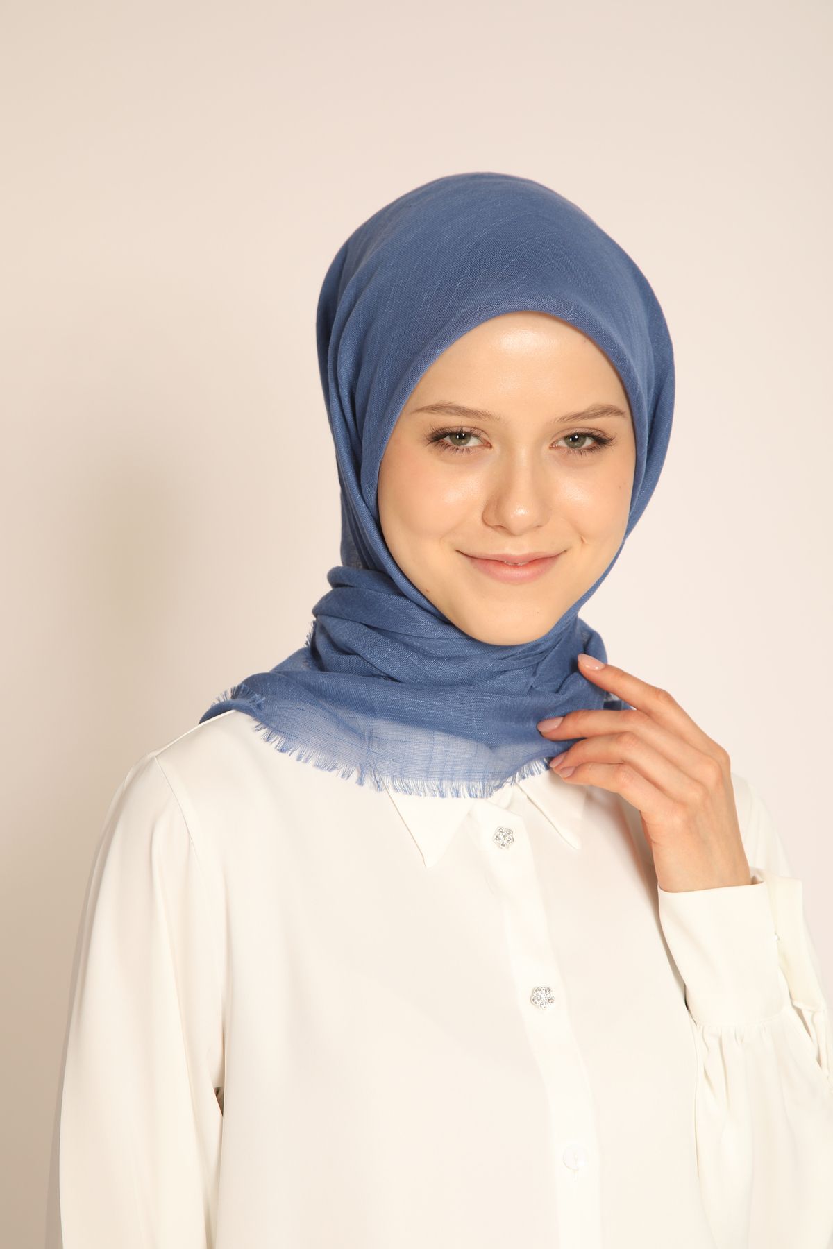 BERCHEM SCARF Flamlı Pamuklu Düz Renk Soft Eşarp – Terletmeyen, Kaymaz, Mevsimlik Rahat Kullanım