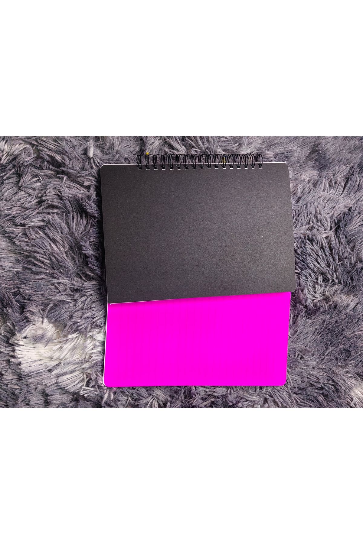 Notcraft Spiralli Telli Sert Dayanıklı Plastik Kapak A5- 72 Yaprak 144 Sayfa Çizgili Defter ( Siyah - Mor )
