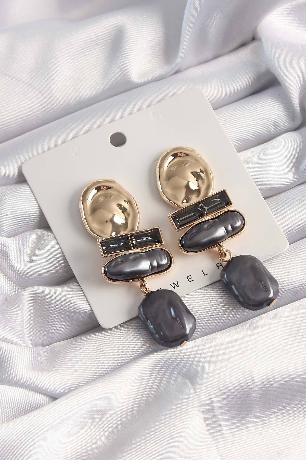 ShopZum Özel Seri Pirinç Gold Renk Siyah İnci Taşlı Ezme Model Küpe
