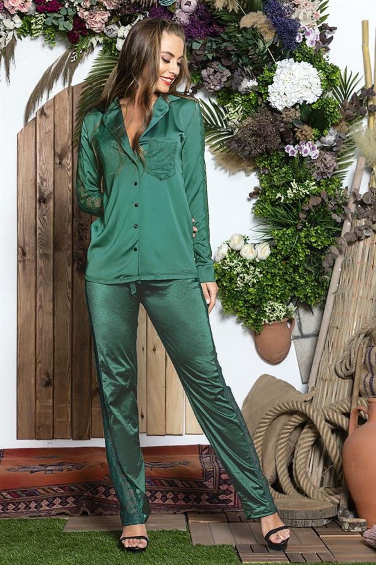 Moda Şahsenem 3 Parça Gecelik Seti ; Gömlek, Bralet Sütyen Ve Pantolon Takım Zümrüt (brf31726)