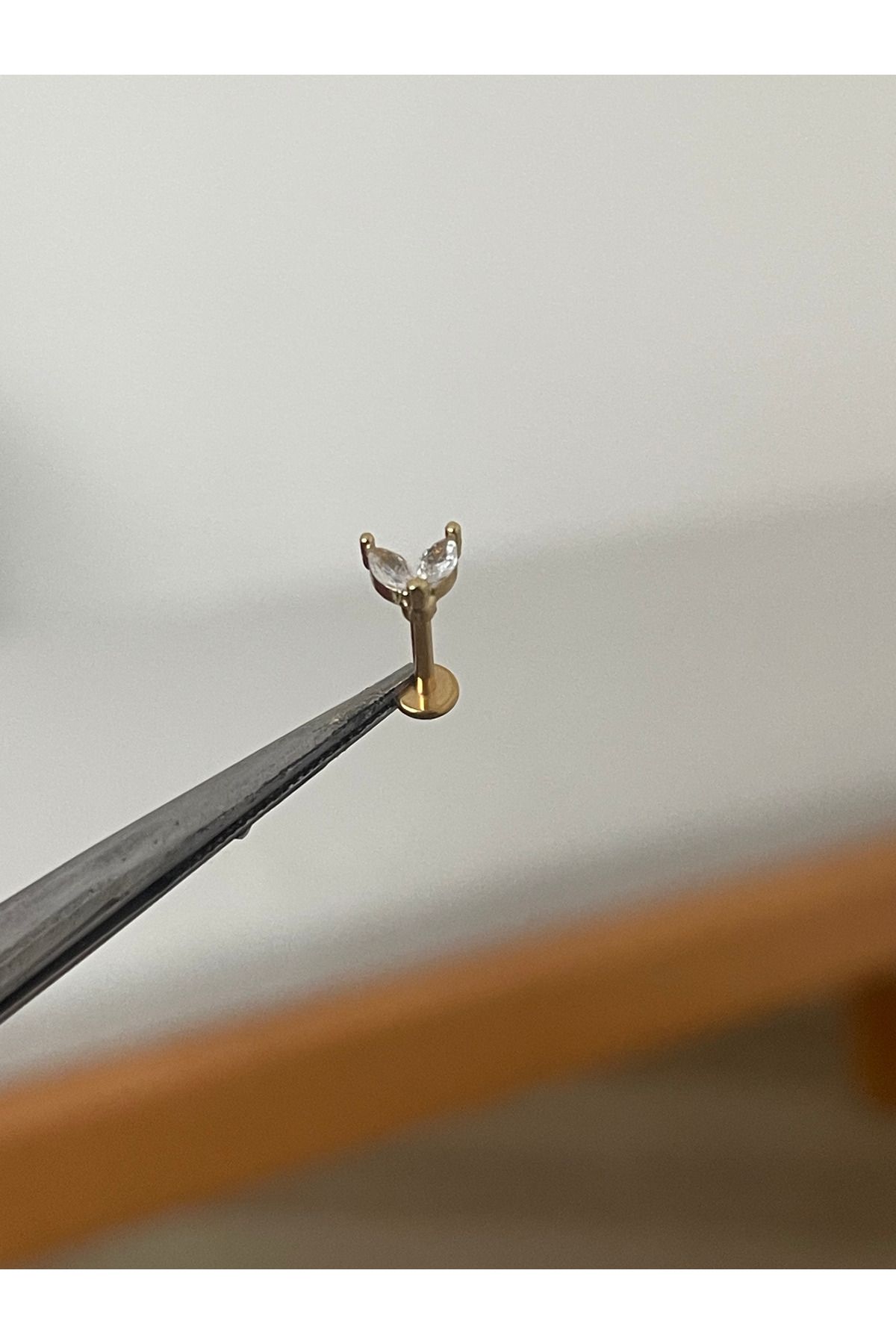 Rupen Kraft 316 L Cerrahi Çelik Dudak Kıkırdak Helix Tragus Piercingi Baget Zirkon Taş Detaylı Piercing