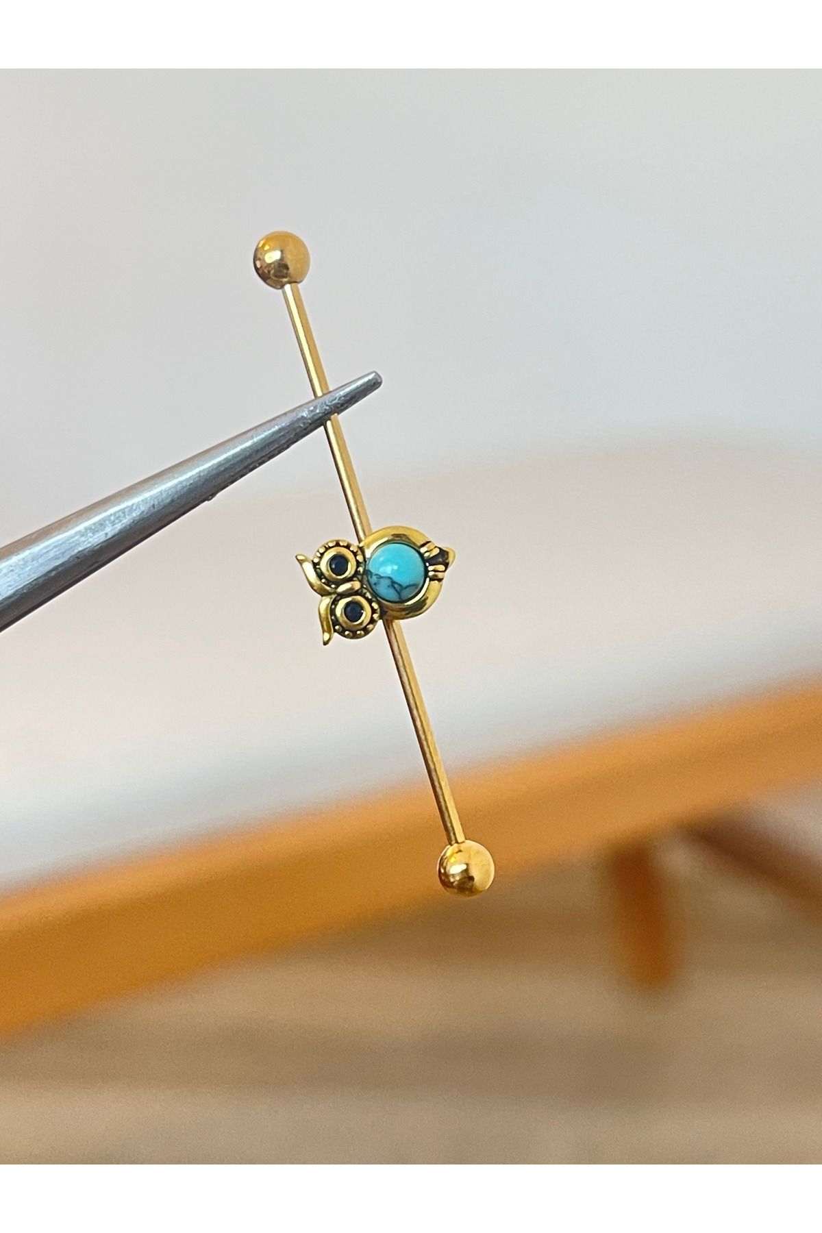 Rupen Kraft 316 L Baykuş Detaylı , Firuze Taşlı Kıkırdak Küpesi Helix Tragus Kulak Piercingi