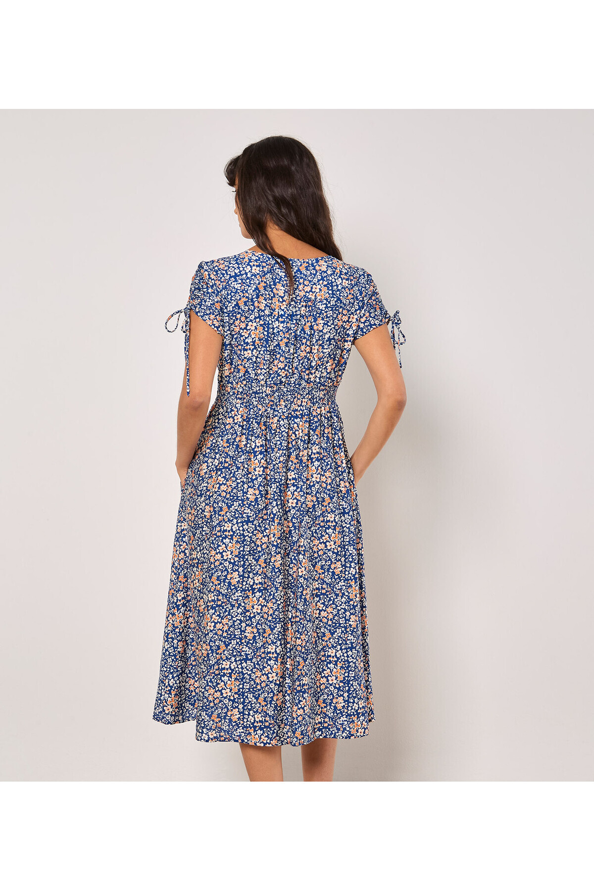 Apricot-Ditsy Floral Midikleid mit Knopfleiste 2