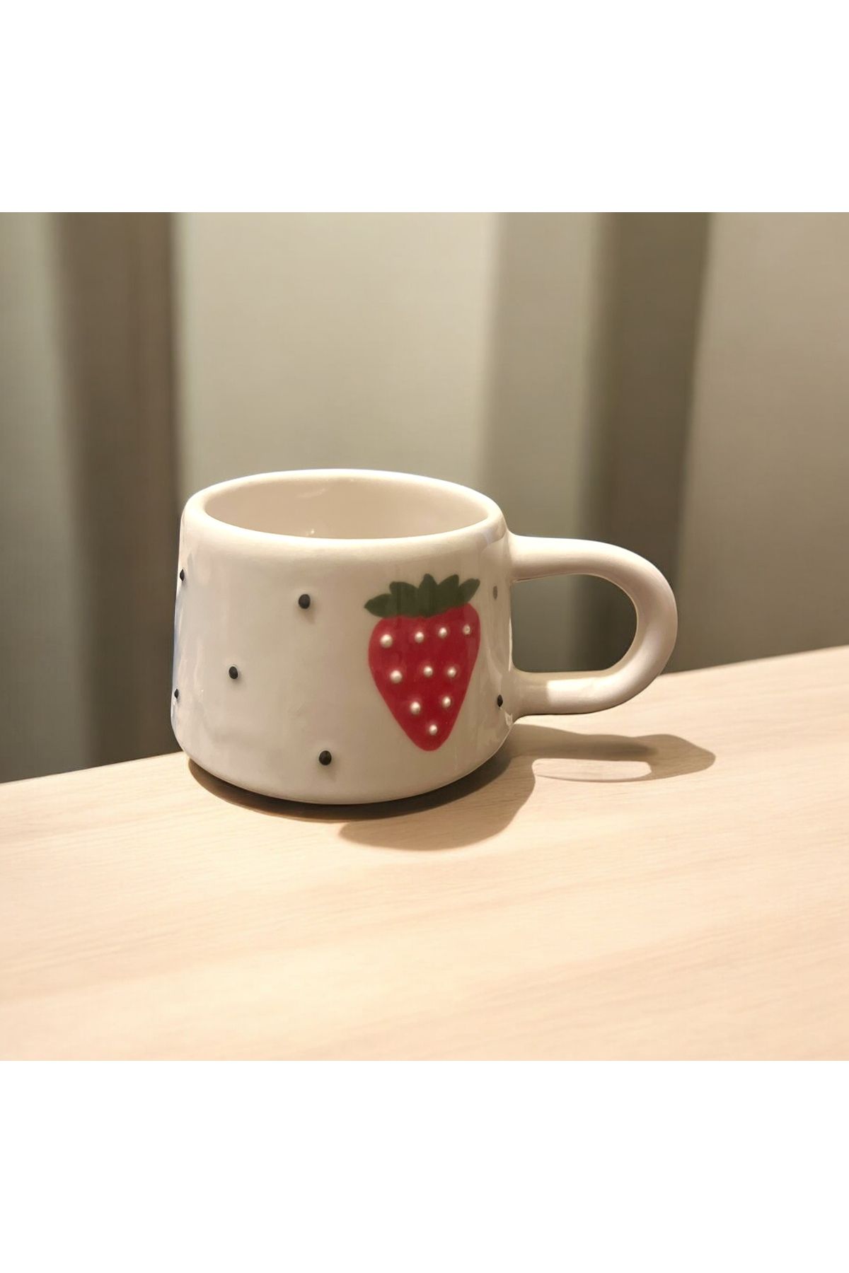 Giftorium Group Kabartma Çilek Desenli Kupa Bardak Mug 200 Ml