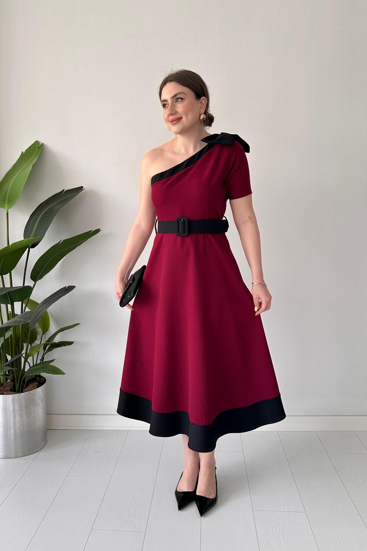 MaziButik Tek Fiyonklu Krep Elbise Bordo