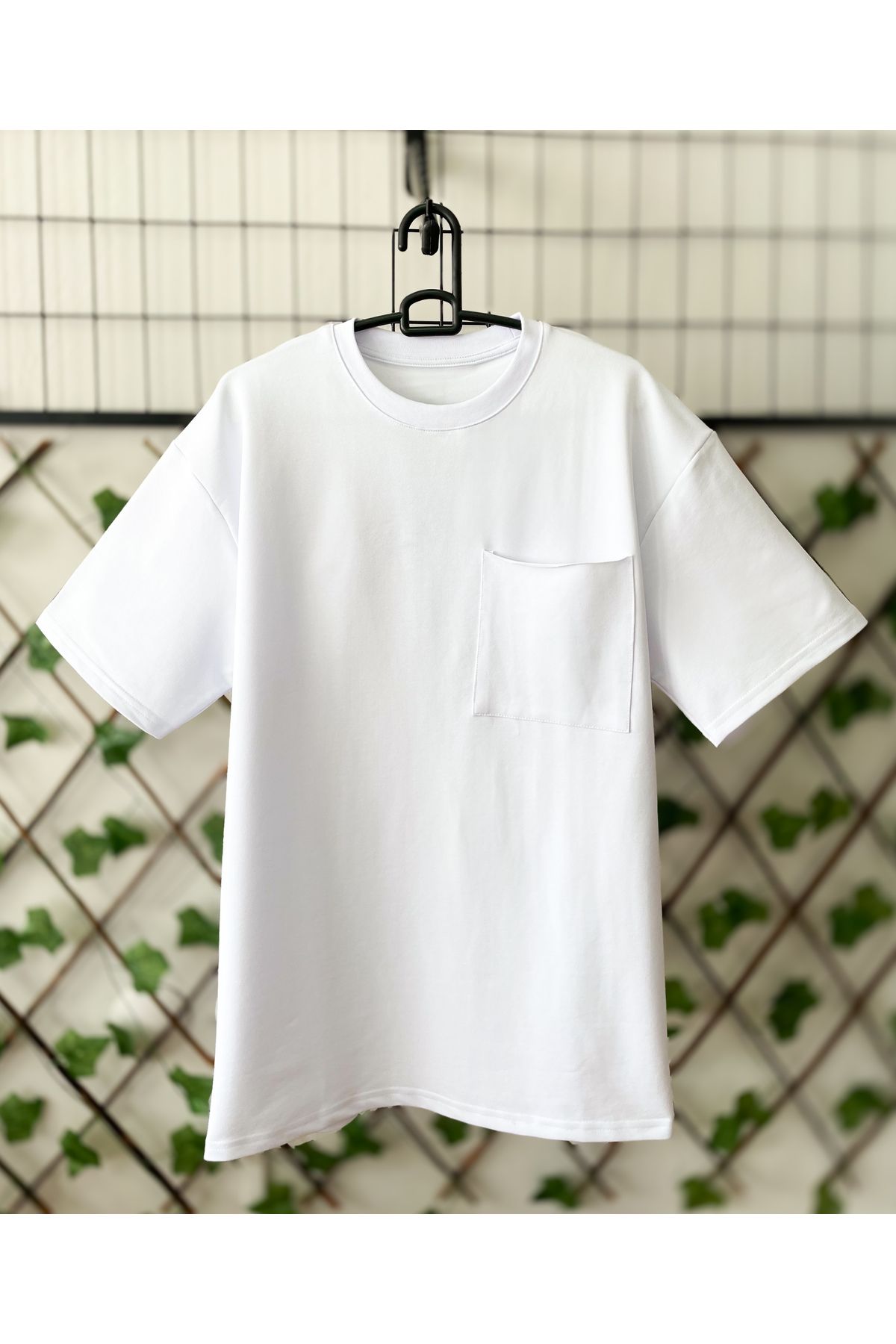 Nirvana Fashion Unisex Oversize Beyaz Cepli Kısa Kollu Tişört