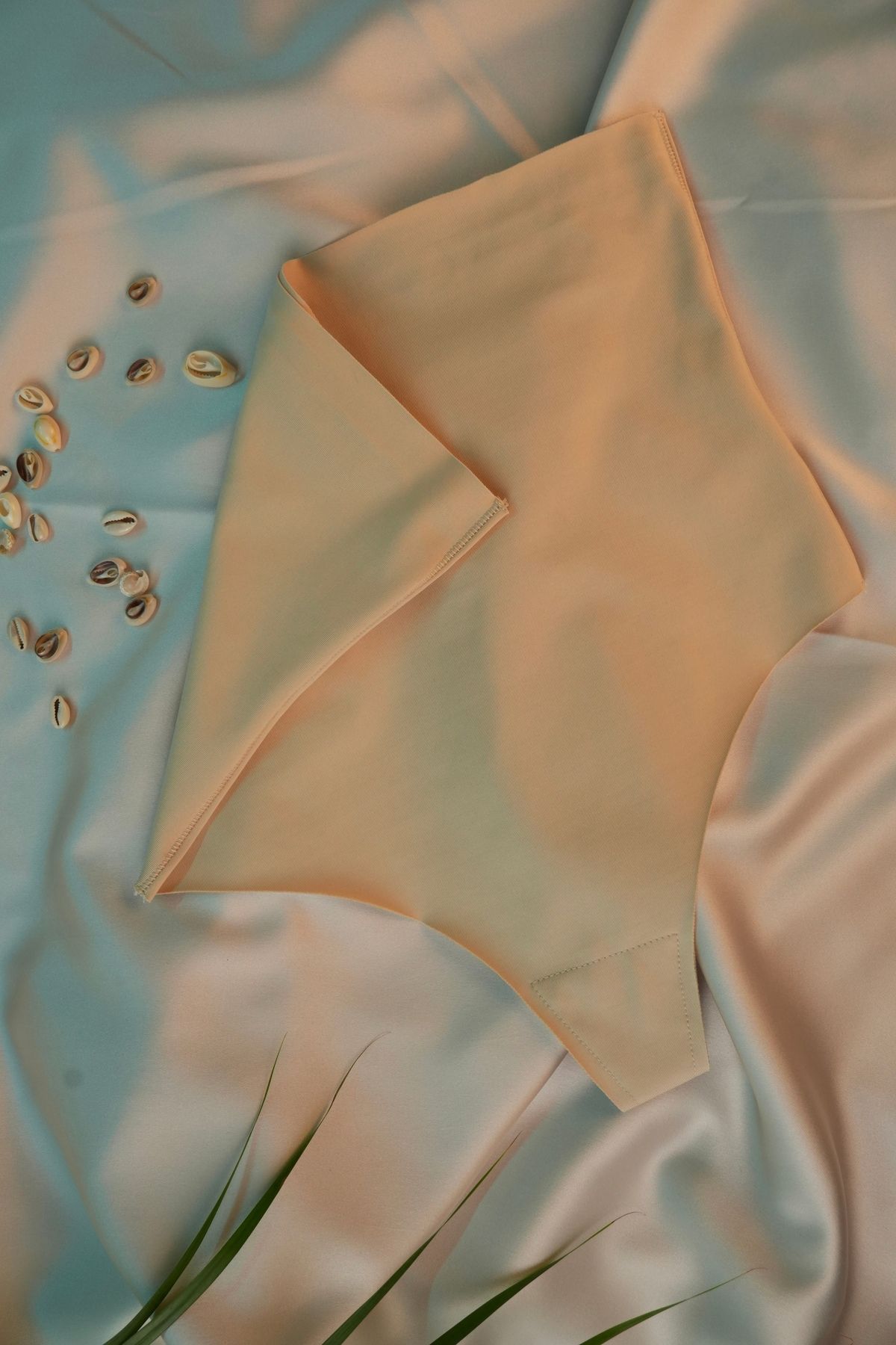 cheli Underwear Yüksel Bel Tanga Göbek Korse Ten rengi
