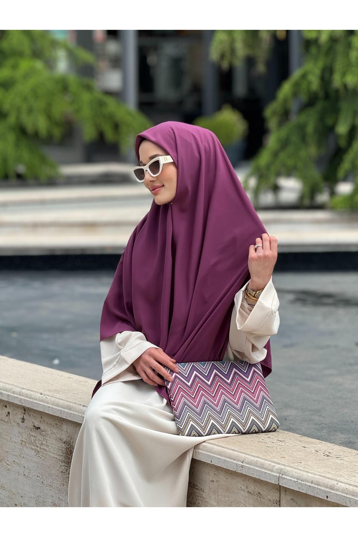 Ahivera Gül Kurusu Medine İpeği Büyük Boy Eşarp 130x130