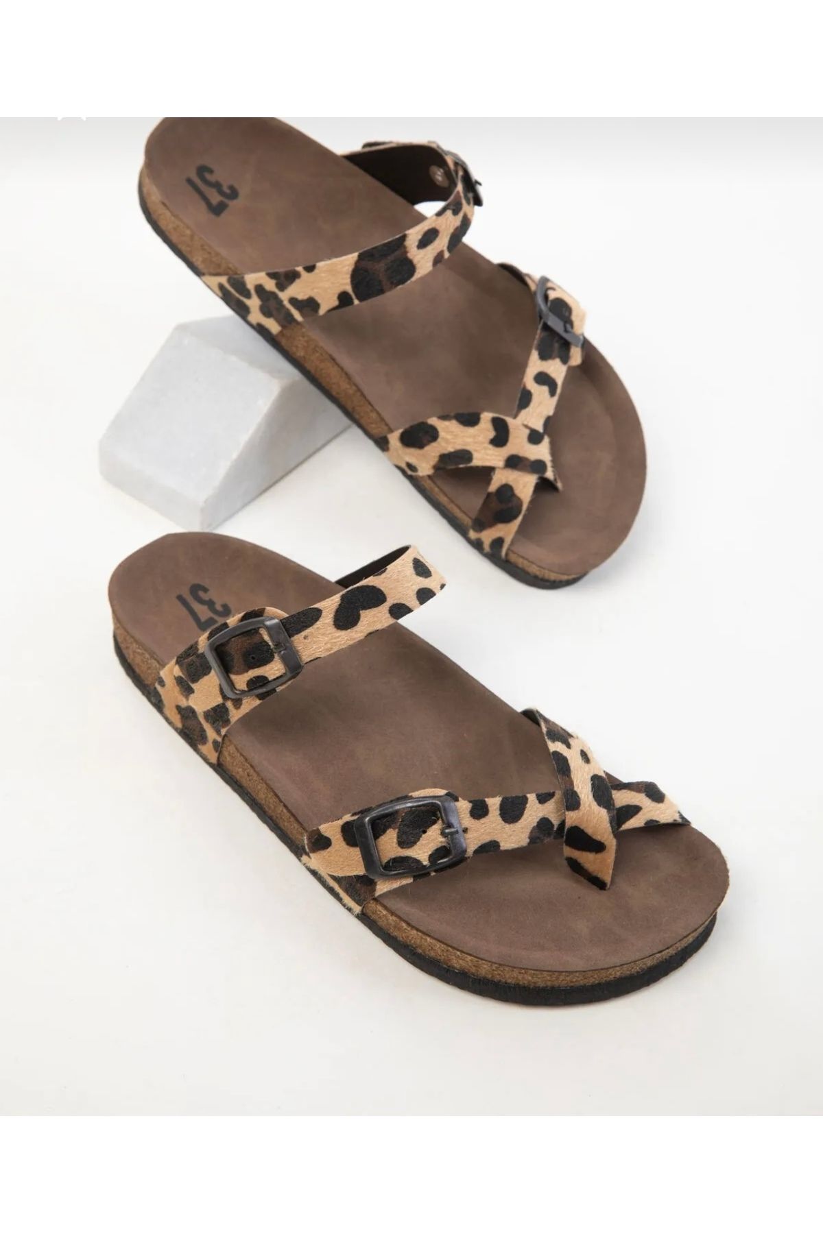 Aurora Shoes Leopar Desenli Parmak Arası Kadın Terlik