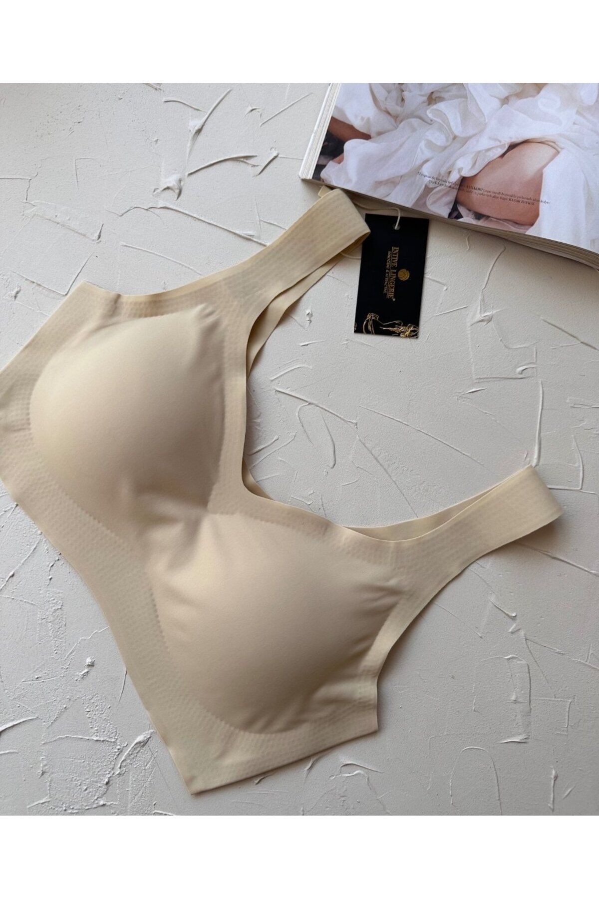 İntive Lingerie-Intive Seamless Push-Up Invisible Bralet with Removable Pad - Imported Bra 2