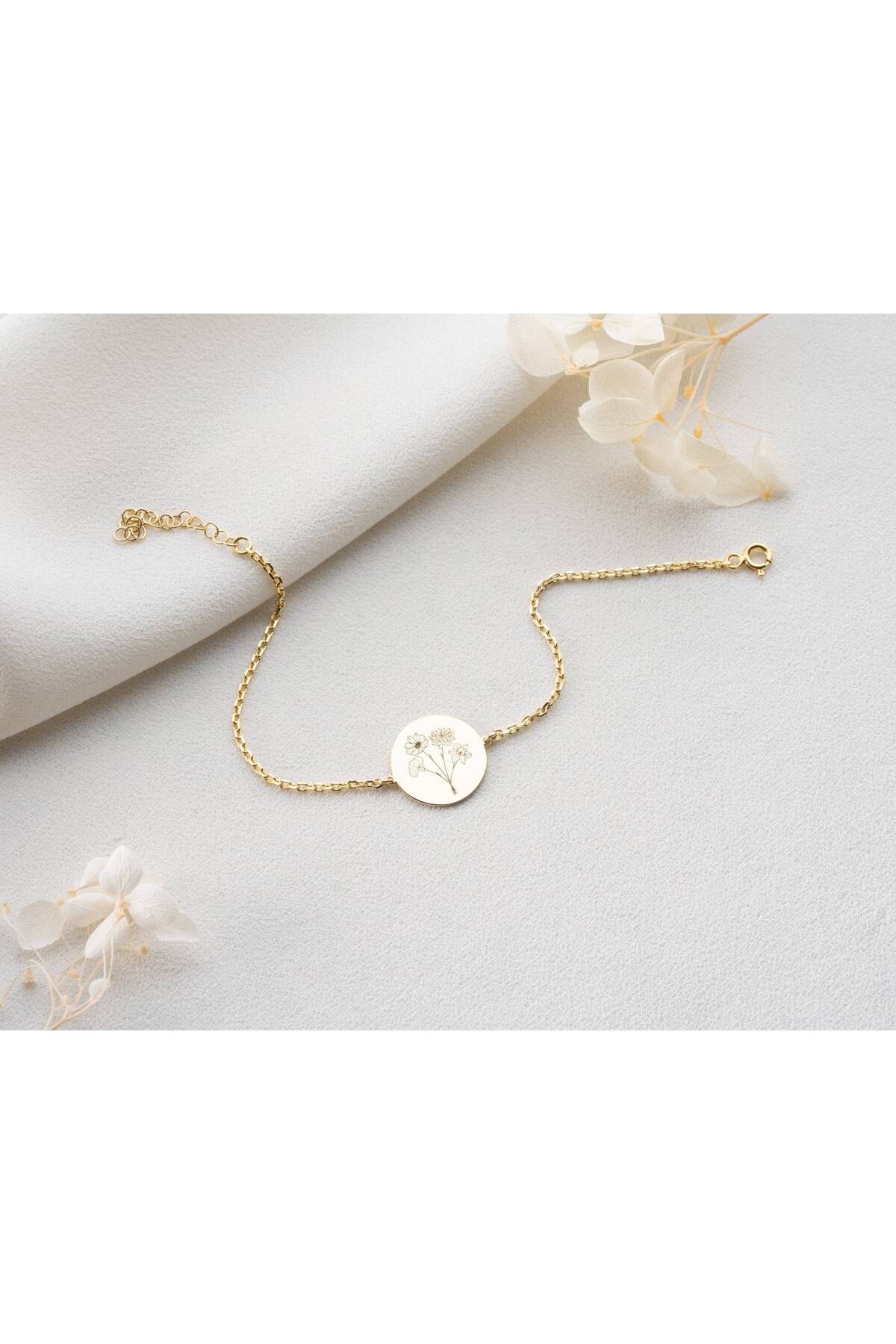VESTA JEWELRY 925 Ayar Gümüş Kadın Doğum Çiçeği Modeli Altın Kaplamalı Bileklik