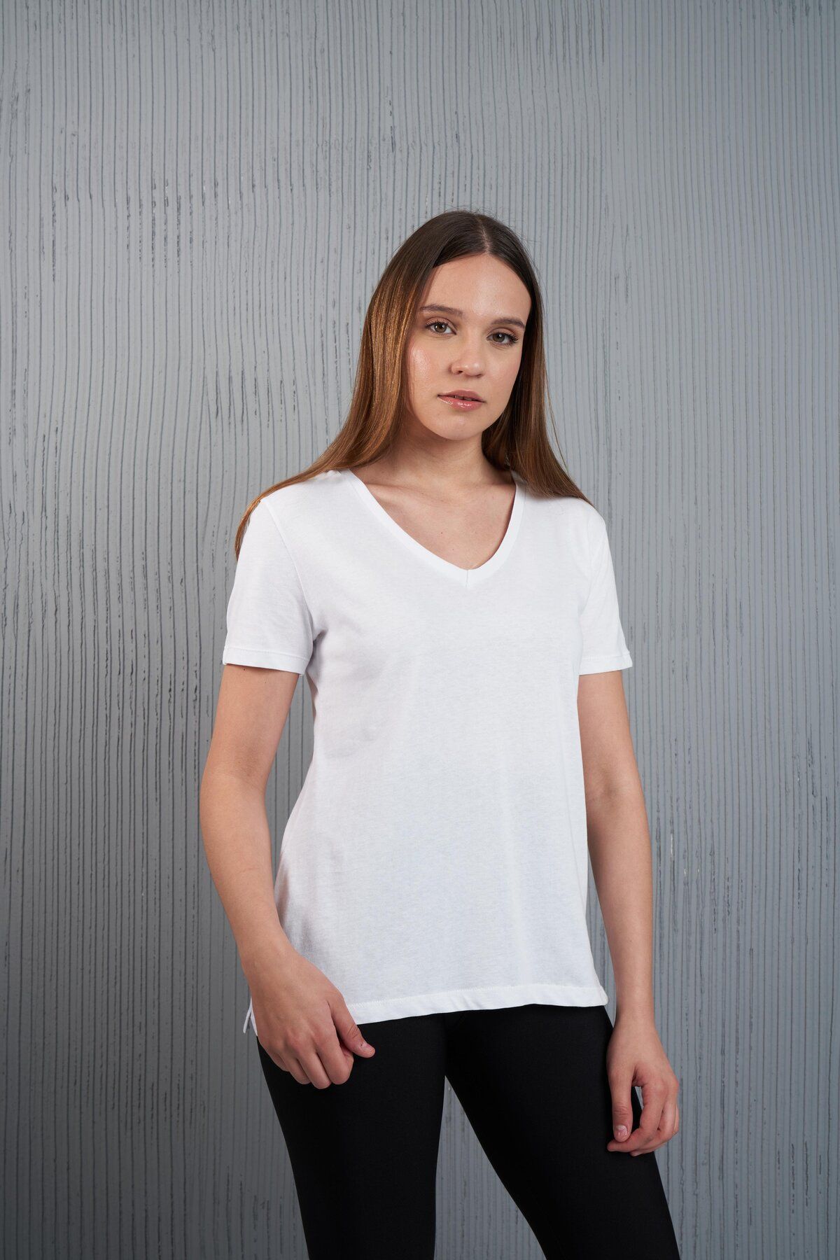 citycenterfashion Kadın V Yaka Yırtmaç Detaylı Basic T-shirt cty-abr-10391
