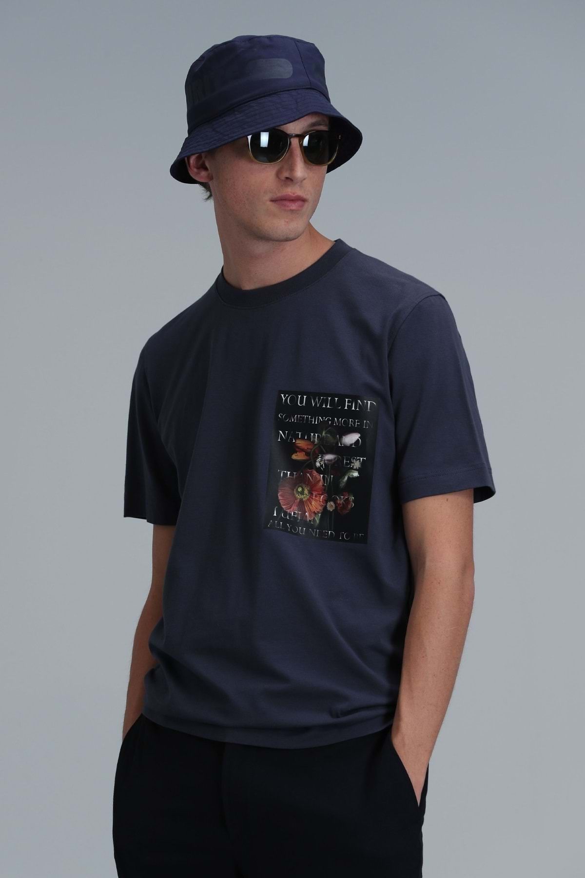 Lufian 111020202 Exotıc Modern Grafik Tişört Erkek T-Shirt FÜME