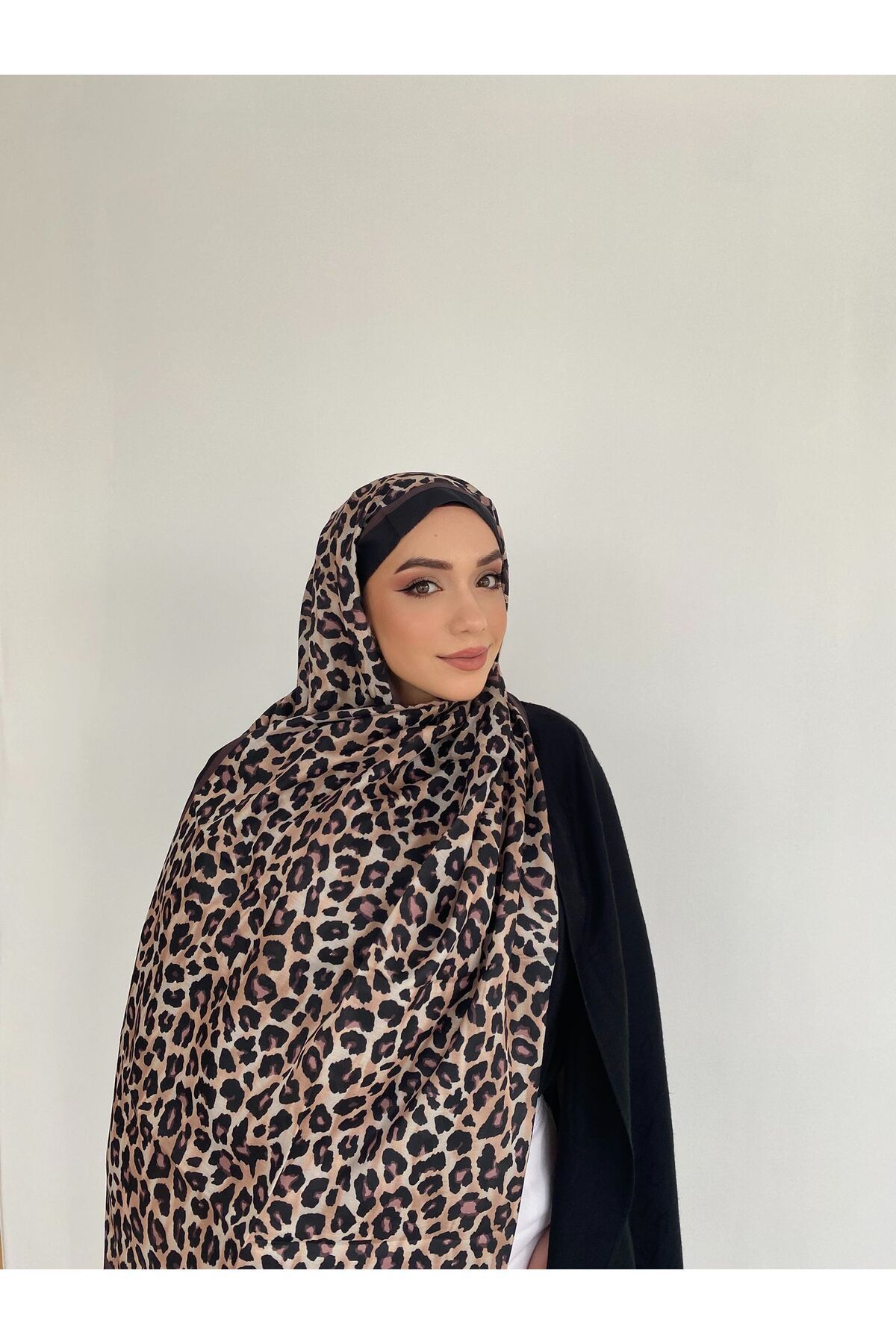 bydilaraguney LEOPAR DESEN SOFT PAMUK ŞAL