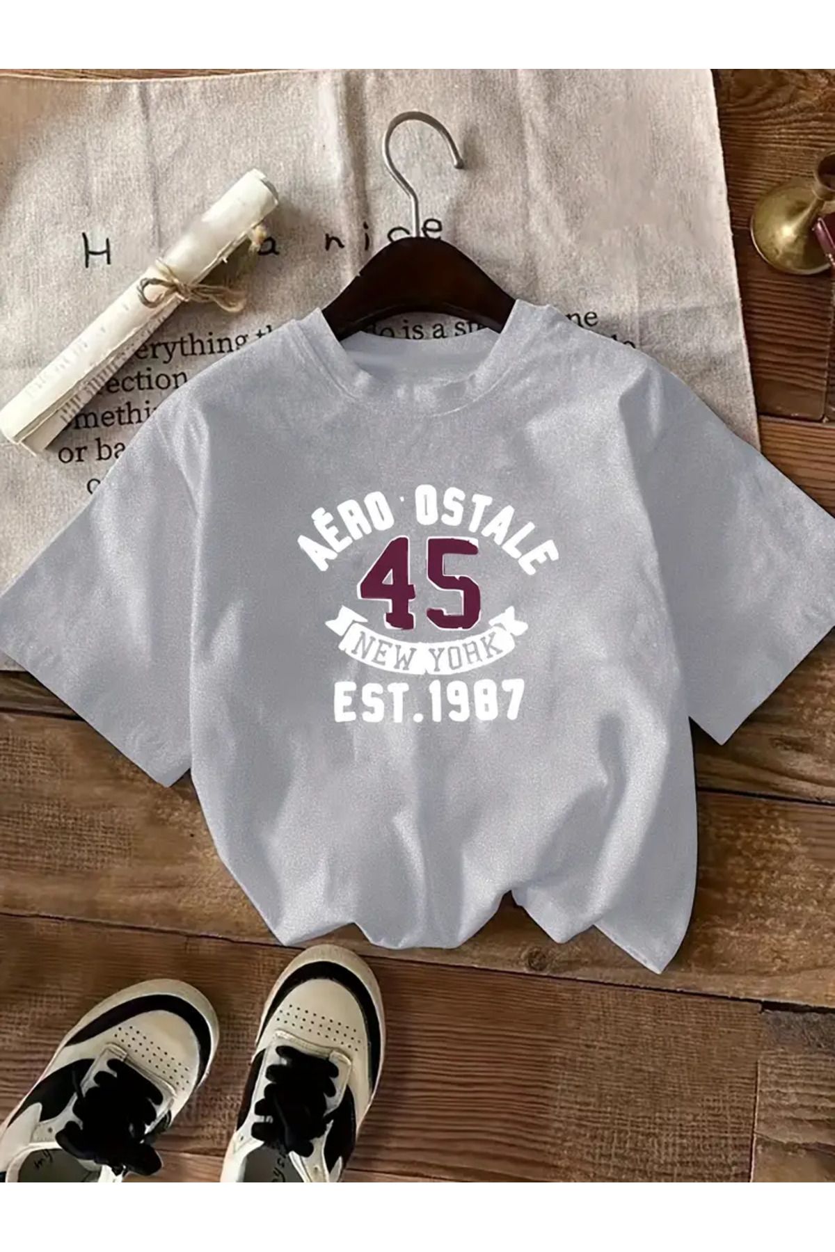 LAND MODA Kadınlar için şık baskılar içeren popüler yaz kısa kollu tişörtler